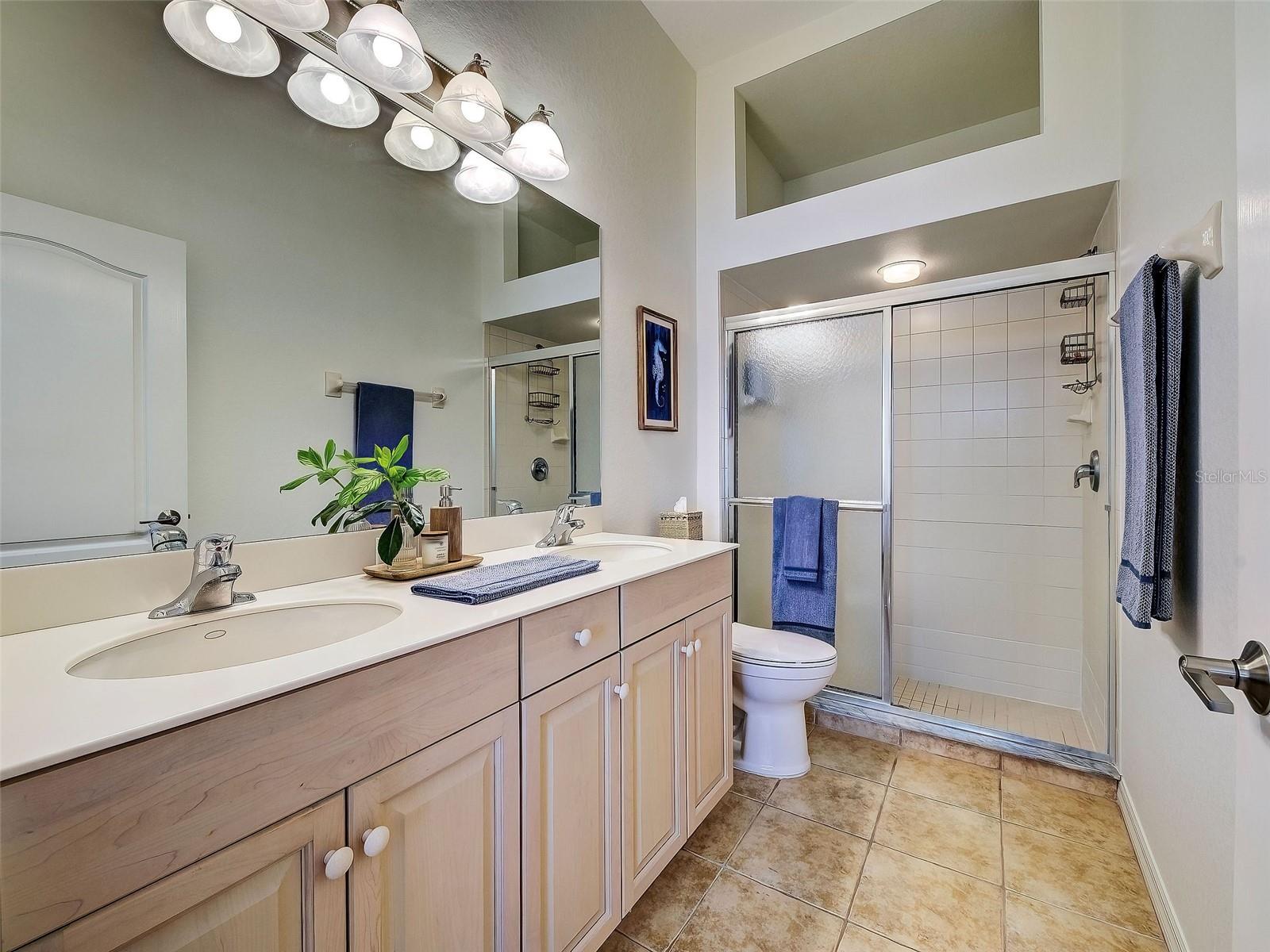 Image 20 of 51 For 209 Reclinata Circle