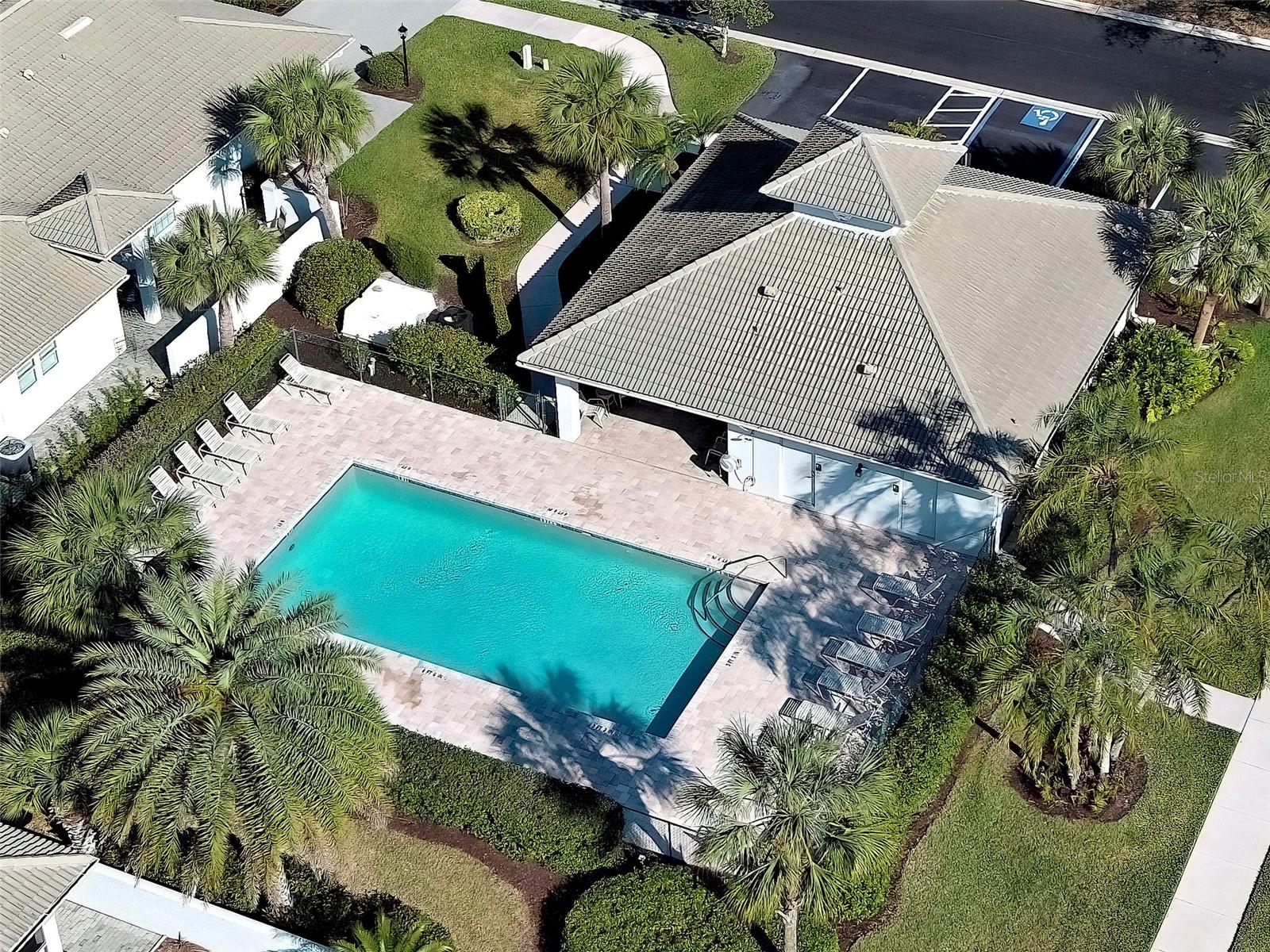 Image 33 of 51 For 209 Reclinata Circle