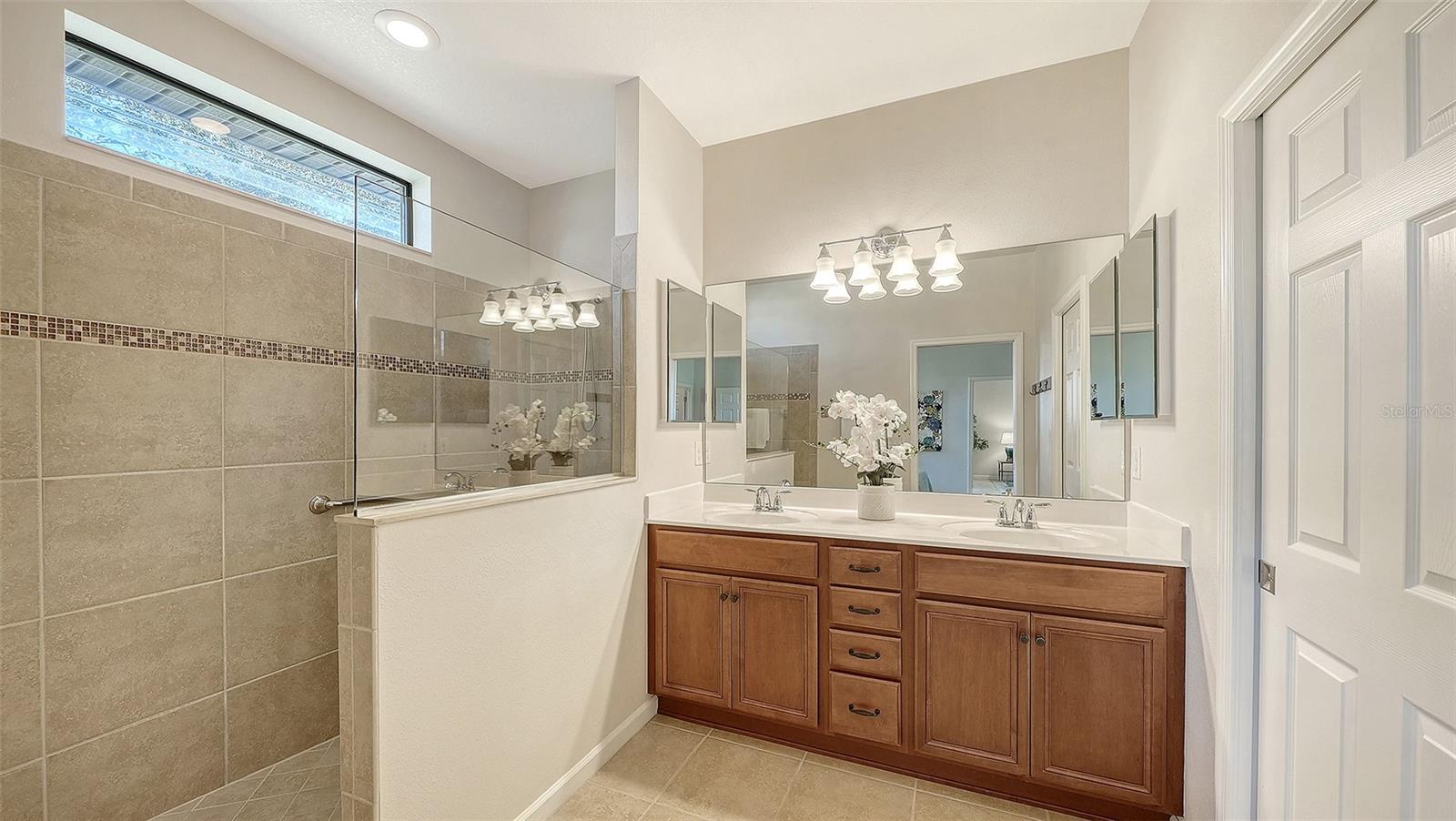 Image 19 of 42 For 1852 Batello Drive