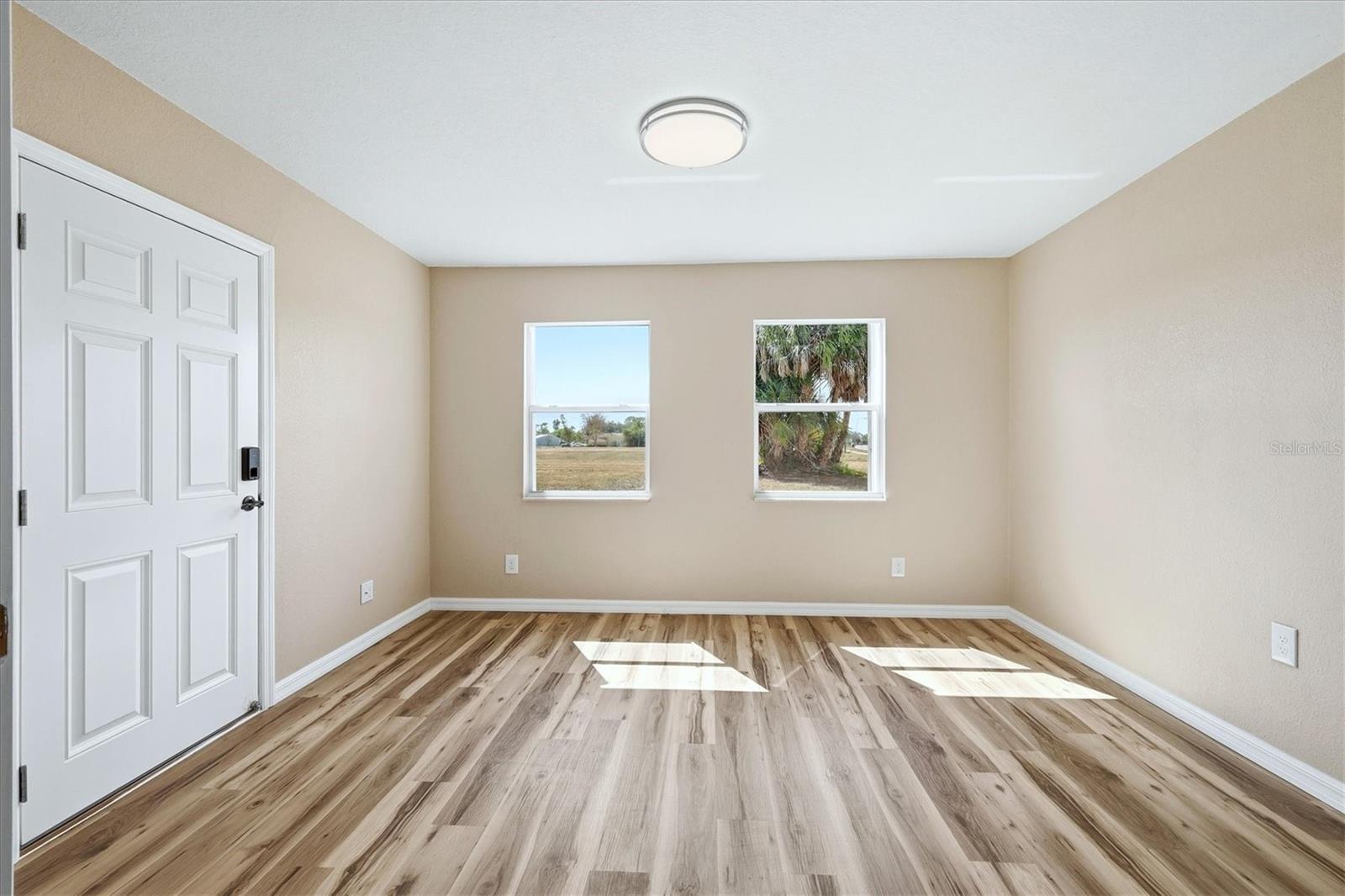 Image 14 of 33 For 4000 Pan American Boulevard