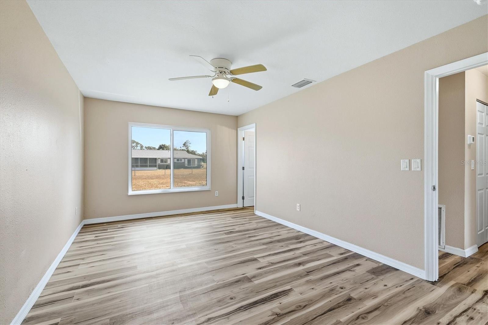 Image 16 of 33 For 4000 Pan American Boulevard