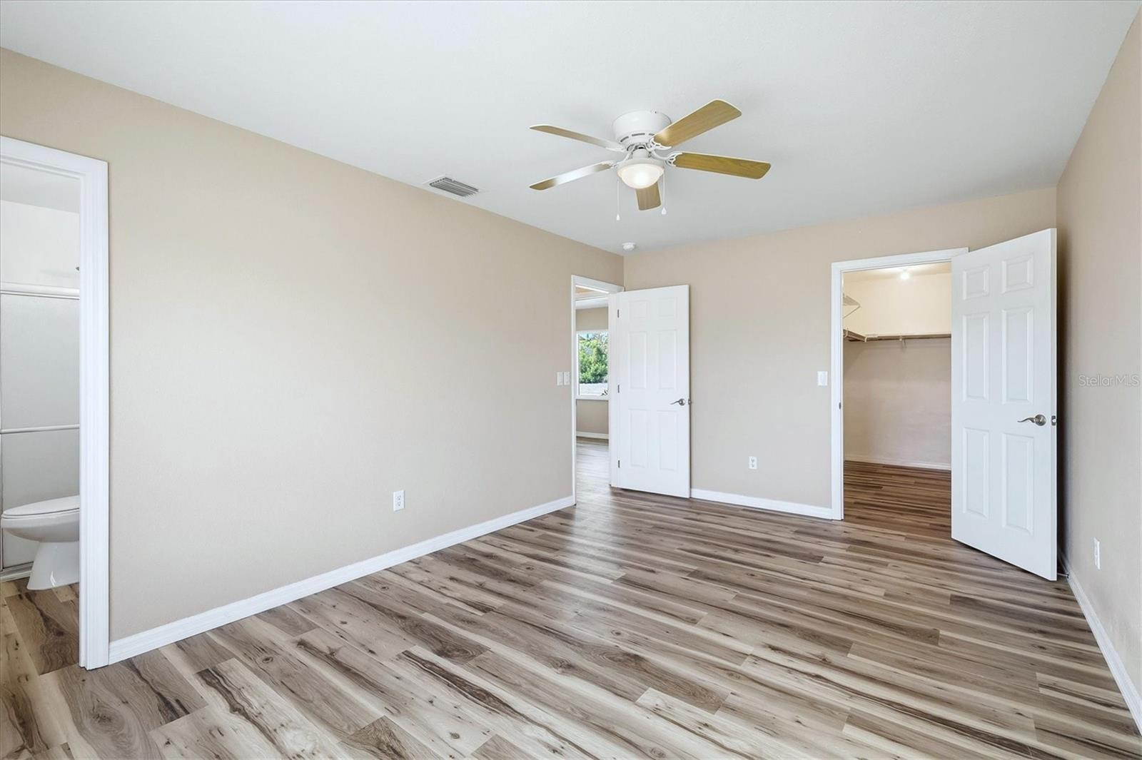 Image 17 of 33 For 4000 Pan American Boulevard