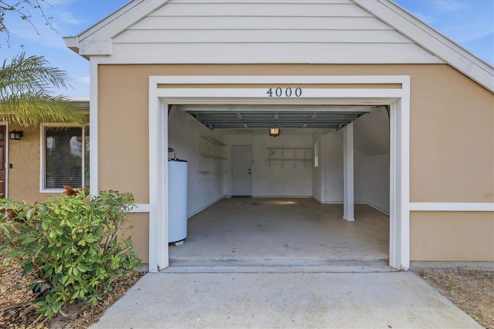 Image 24 of 33 For 4000 Pan American Boulevard