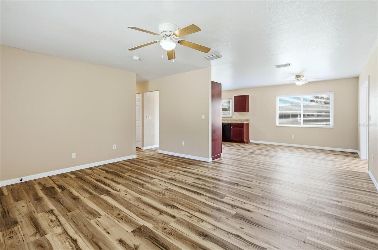 Image 6 of 33 For 4000 Pan American Boulevard