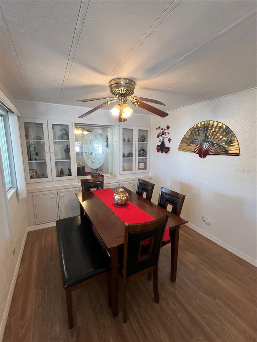 Image 13 of 38 For 828 Trento