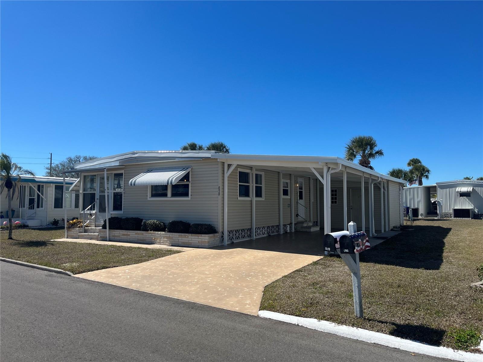 Image 2 of 38 For 828 Trento