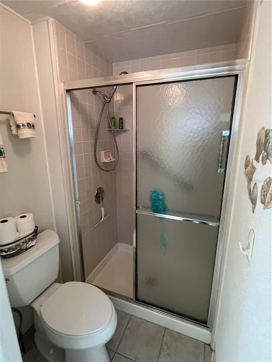 Image 34 of 38 For 828 Trento