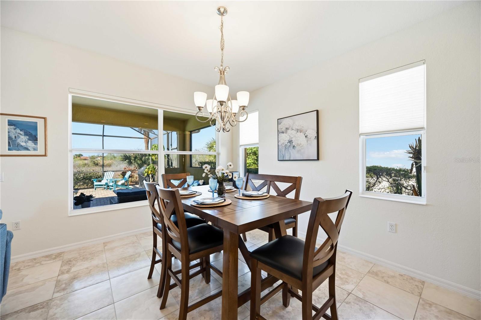 Image 12 of 92 For 126 Treviso Court