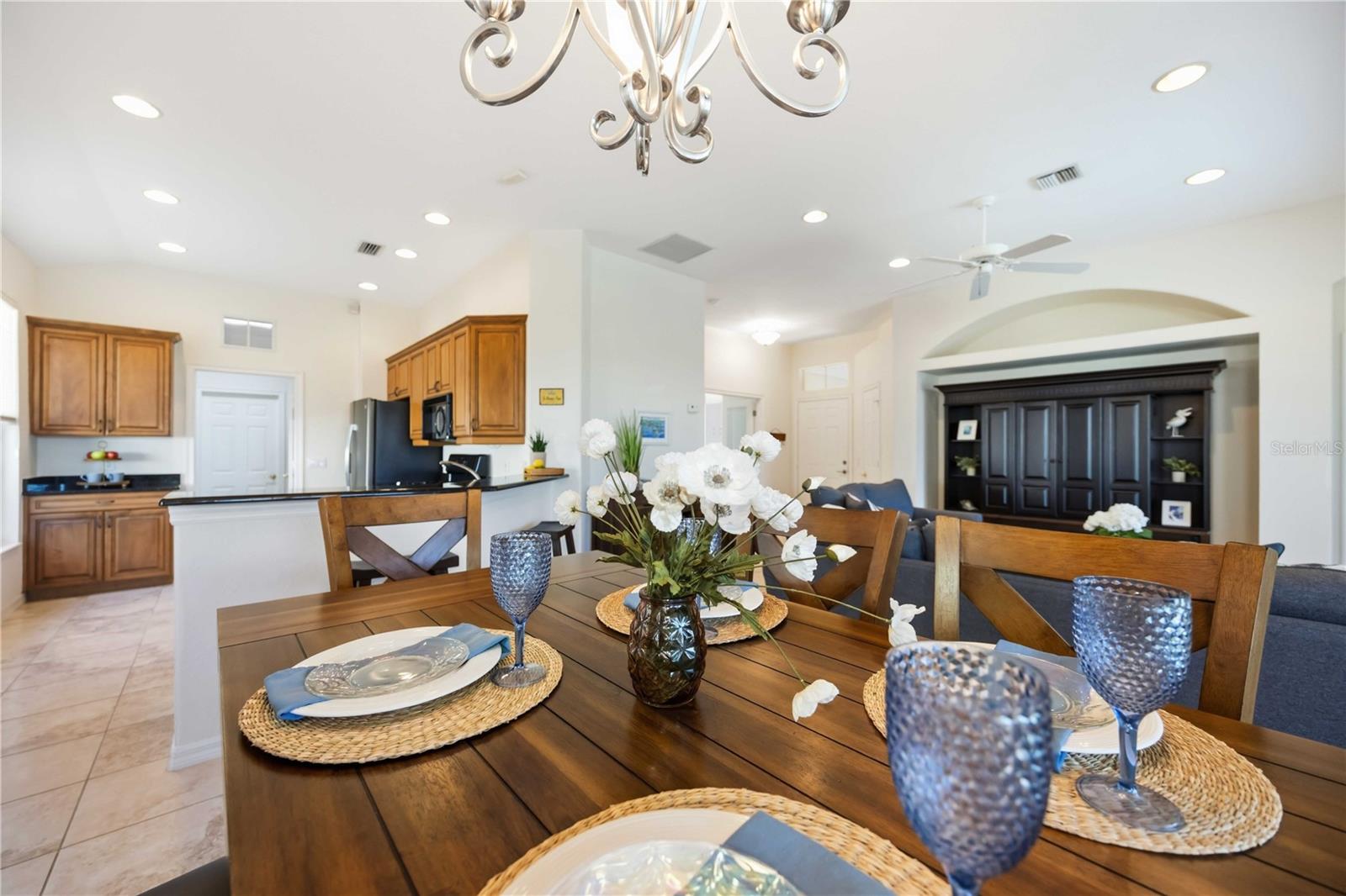 Image 14 of 92 For 126 Treviso Court