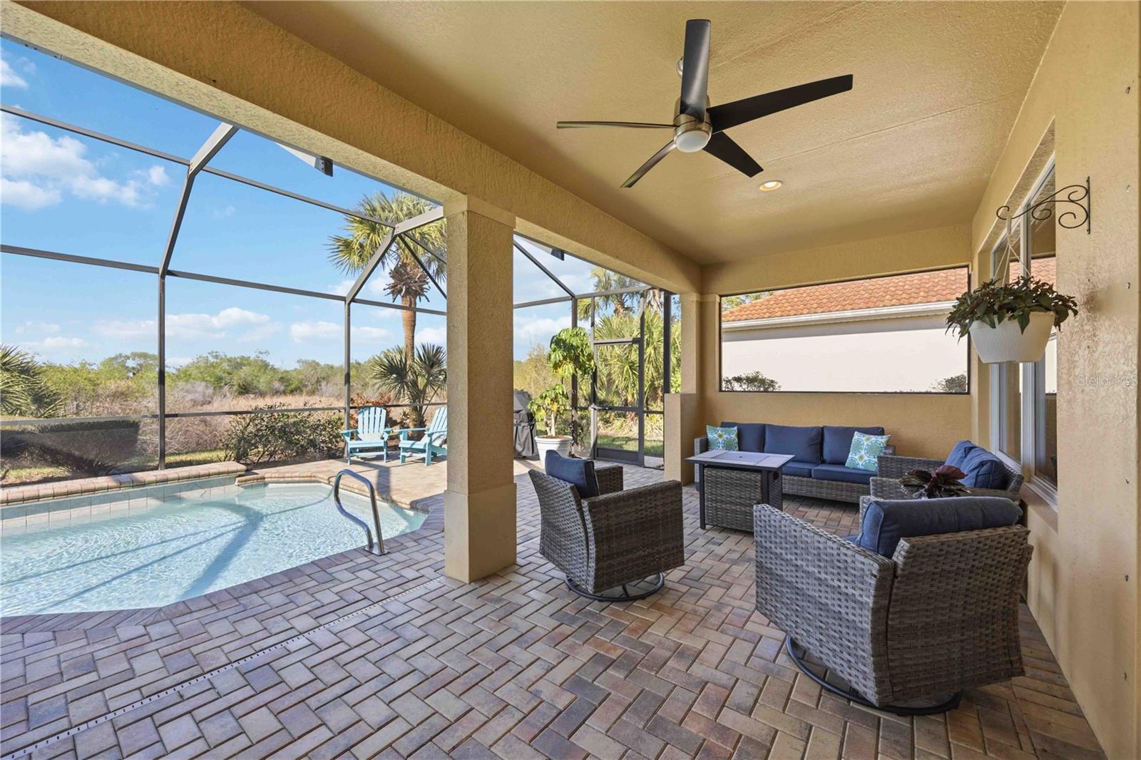 Image 37 of 92 For 126 Treviso Court