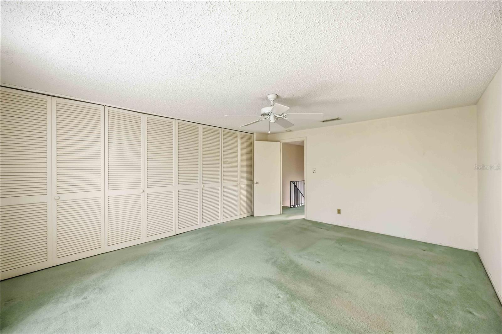 Image 27 of 61 For 709 Venice Avenue 709c