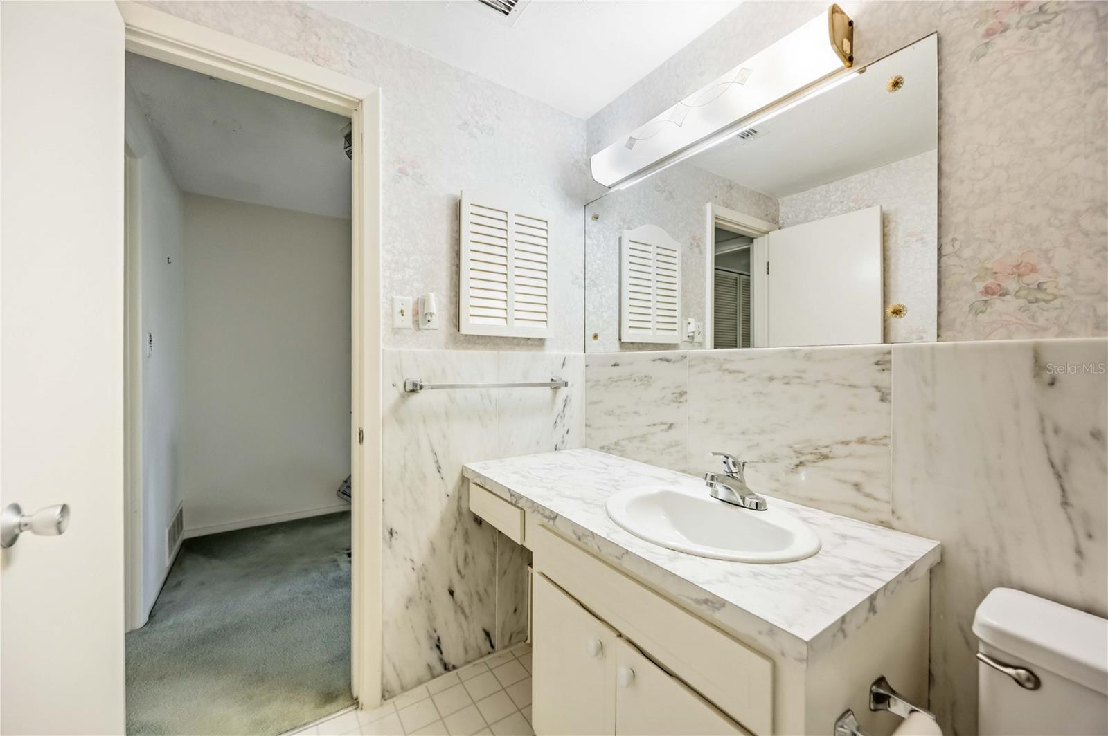 Image 29 of 61 For 709 Venice Avenue 709c