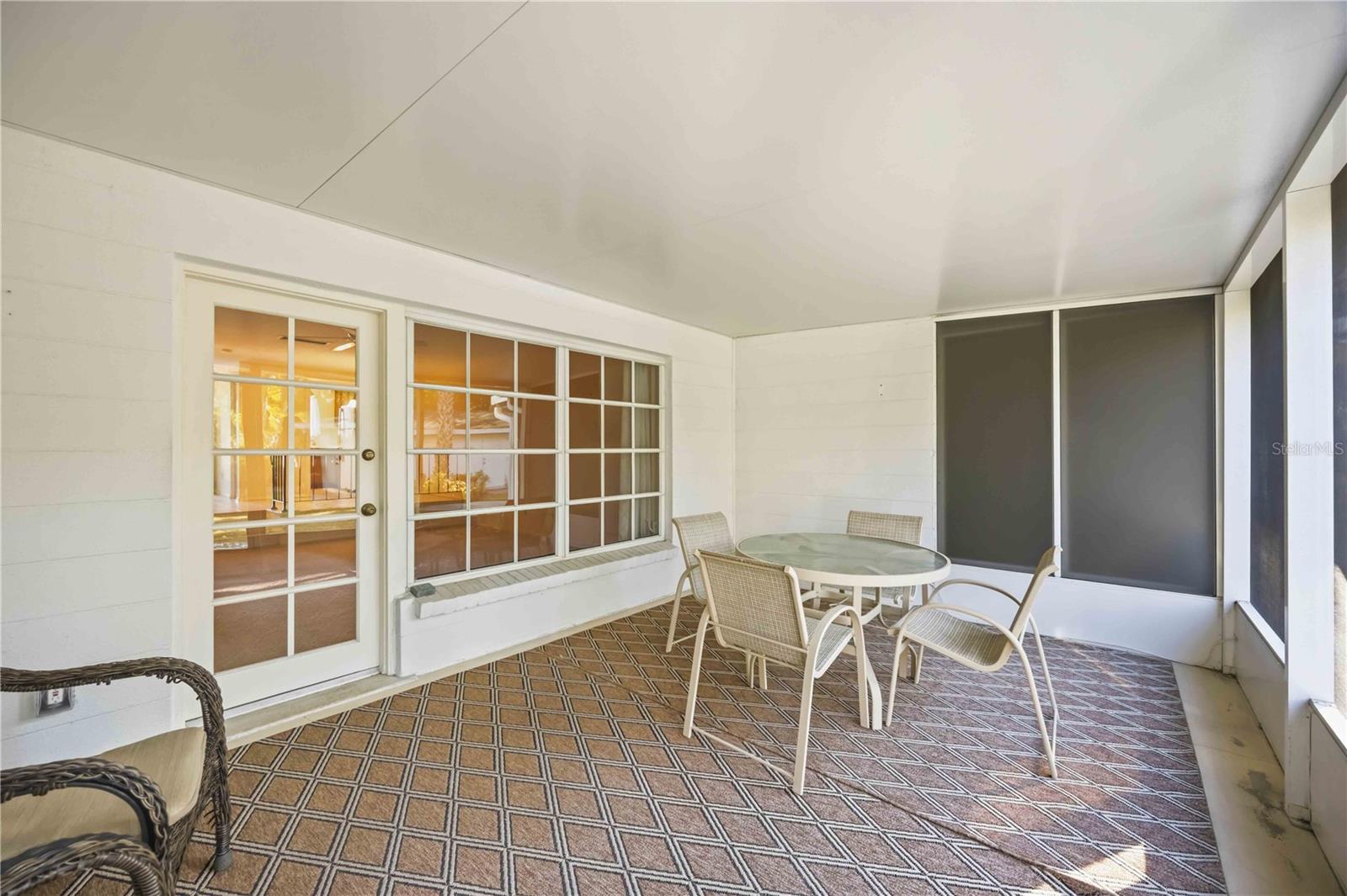 Image 37 of 61 For 709 Venice Avenue 709c