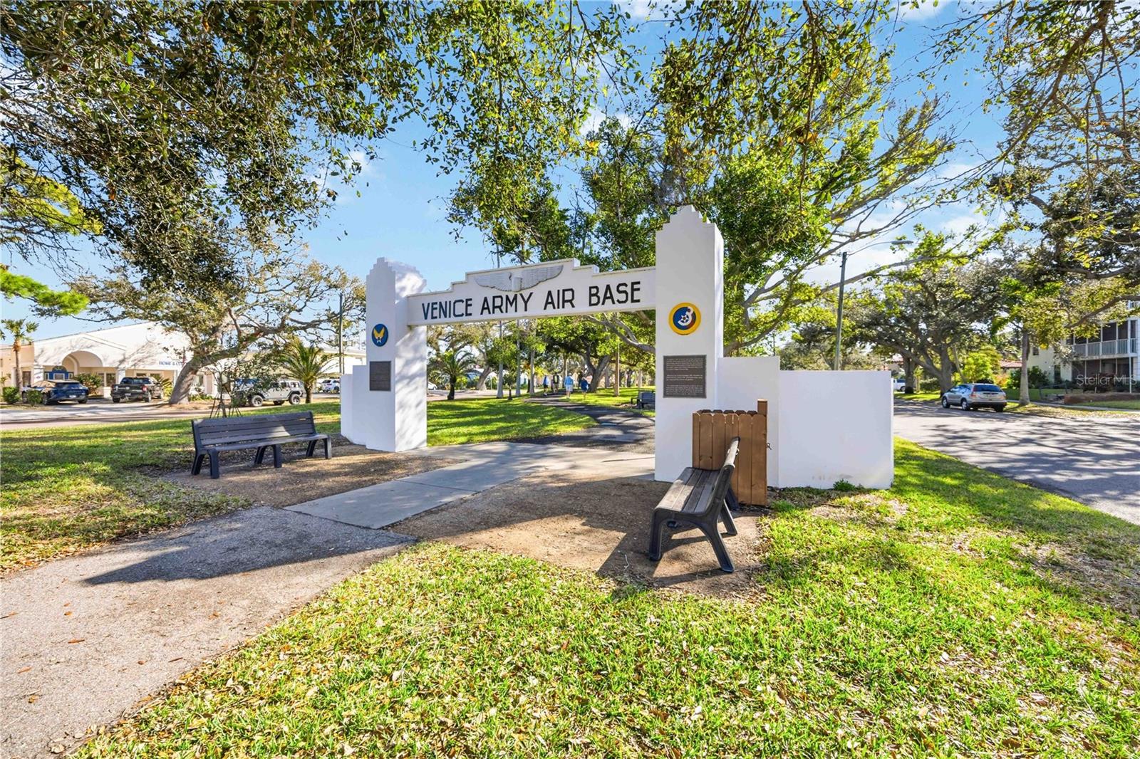 Image 47 of 61 For 709 Venice Avenue 709c