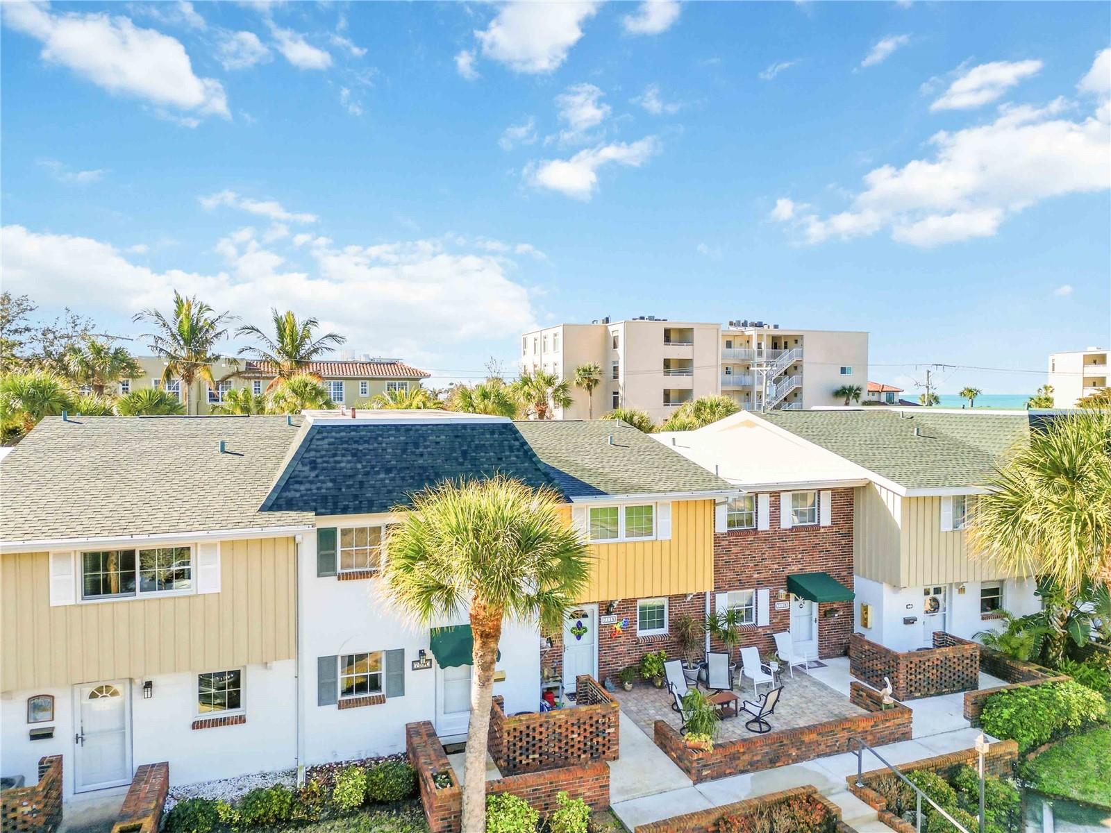 Image 51 of 61 For 709 Venice Avenue 709c