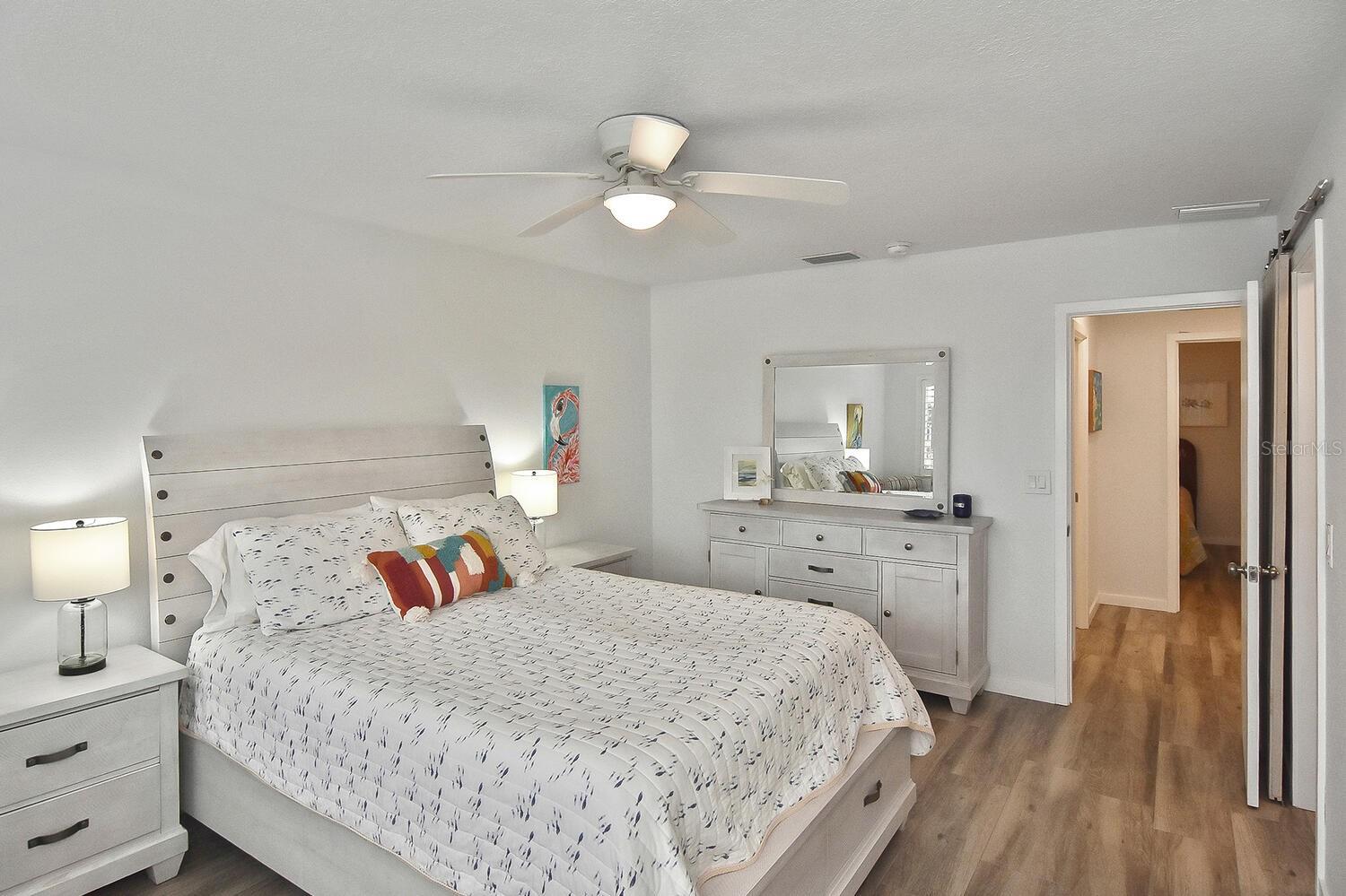 Image 18 of 60 For 1200 Tarpon Center Drive 108