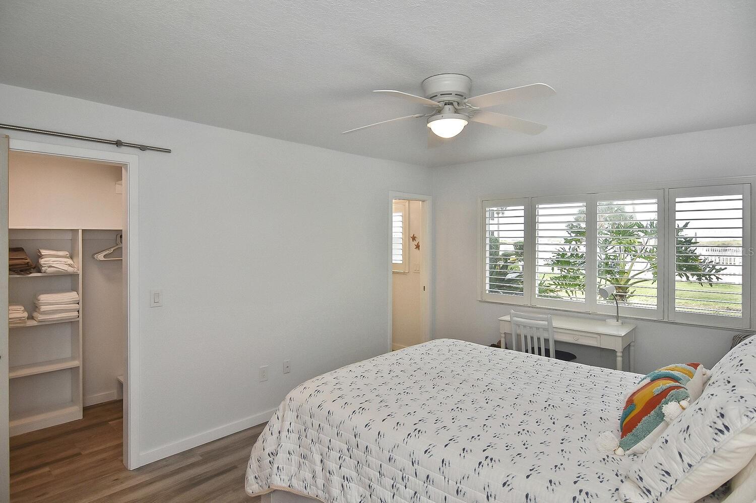 Image 20 of 60 For 1200 Tarpon Center Drive 108