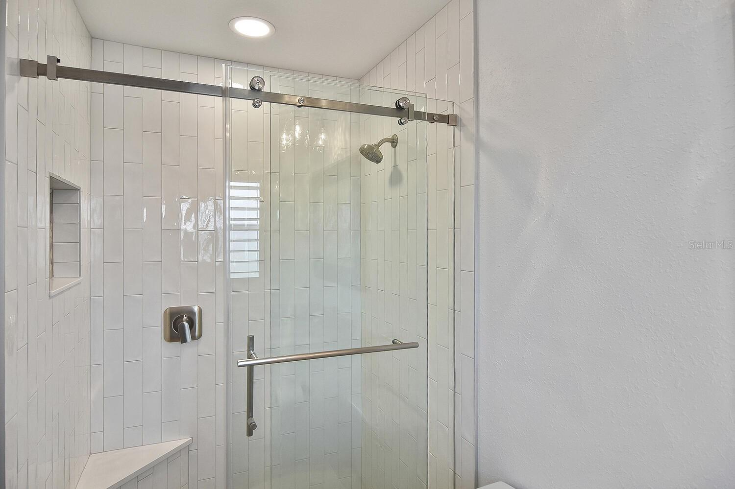 Image 23 of 60 For 1200 Tarpon Center Drive 108