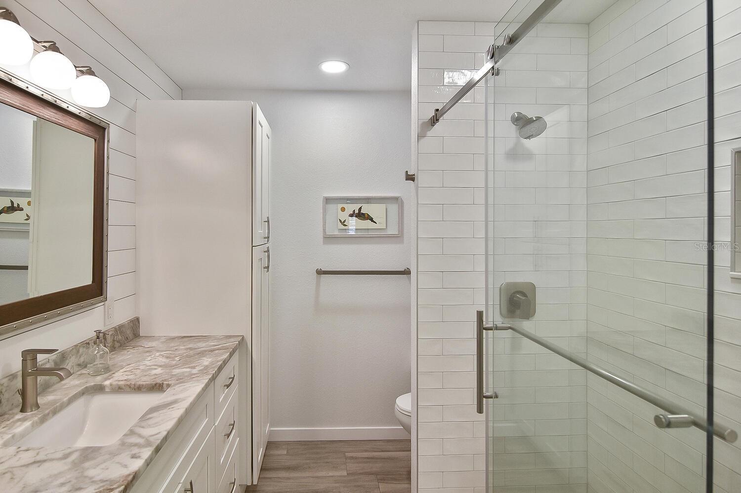 Image 28 of 60 For 1200 Tarpon Center Drive 108