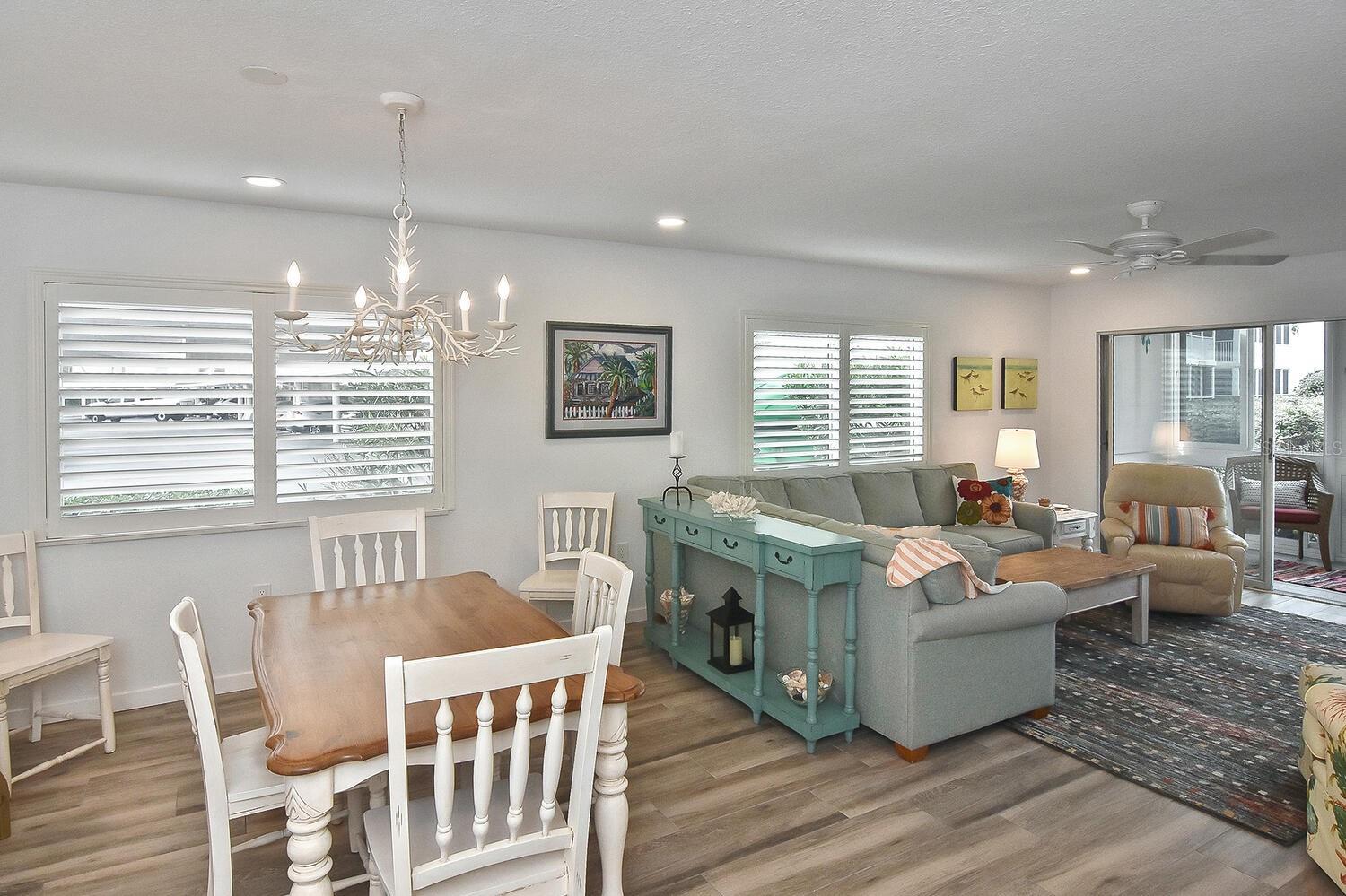 Image 32 of 60 For 1200 Tarpon Center Drive 108