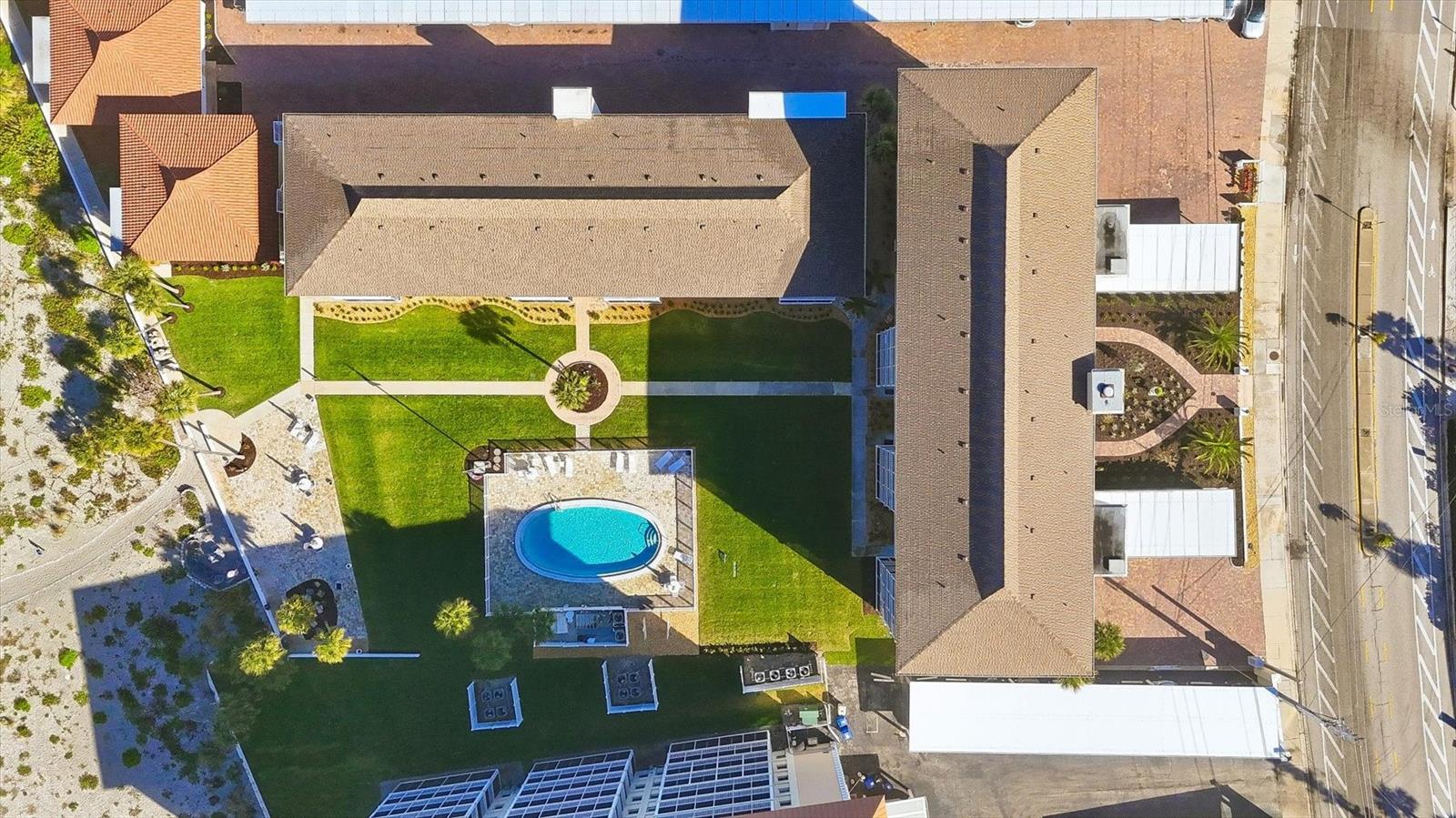 Image 53 of 60 For 1200 Tarpon Center Drive 108