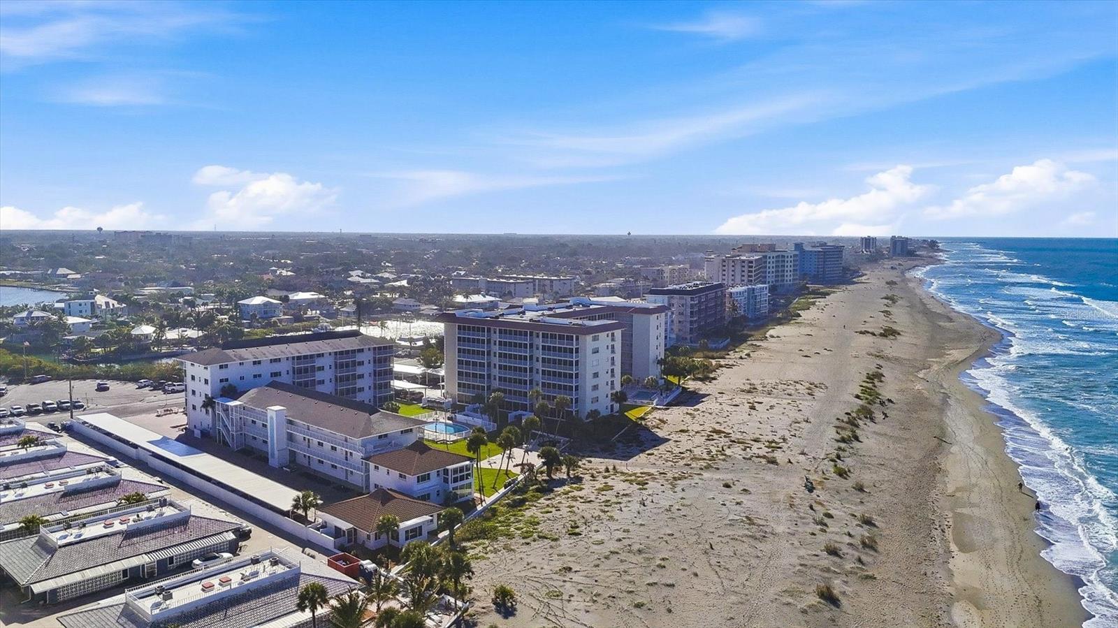 Image 55 of 60 For 1200 Tarpon Center Drive 108