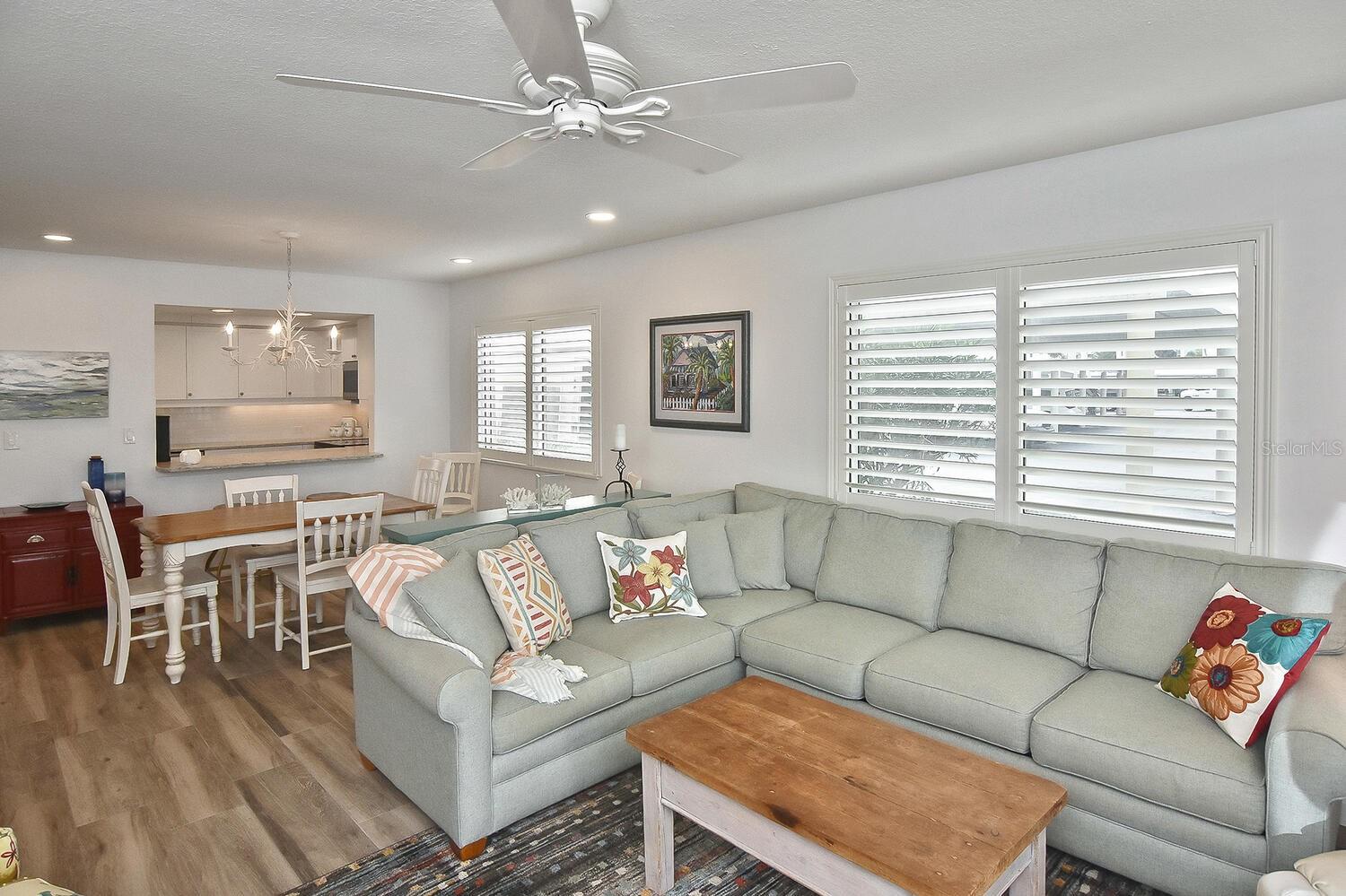 Image 7 of 60 For 1200 Tarpon Center Drive 108