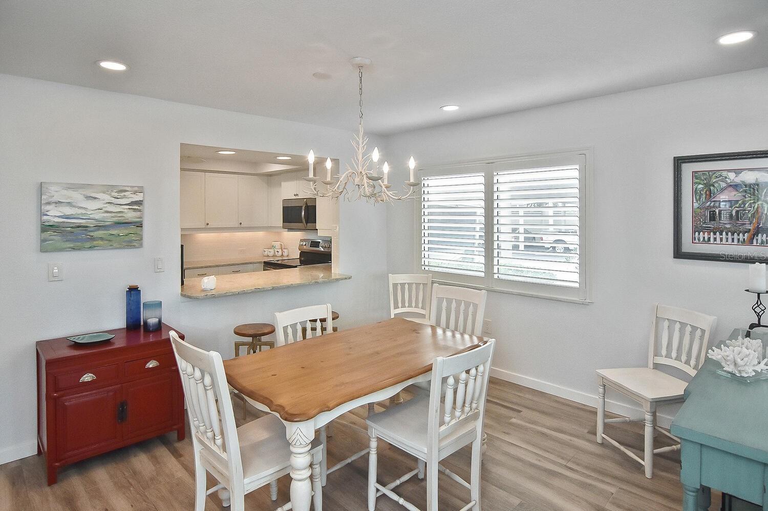 Image 8 of 60 For 1200 Tarpon Center Drive 108