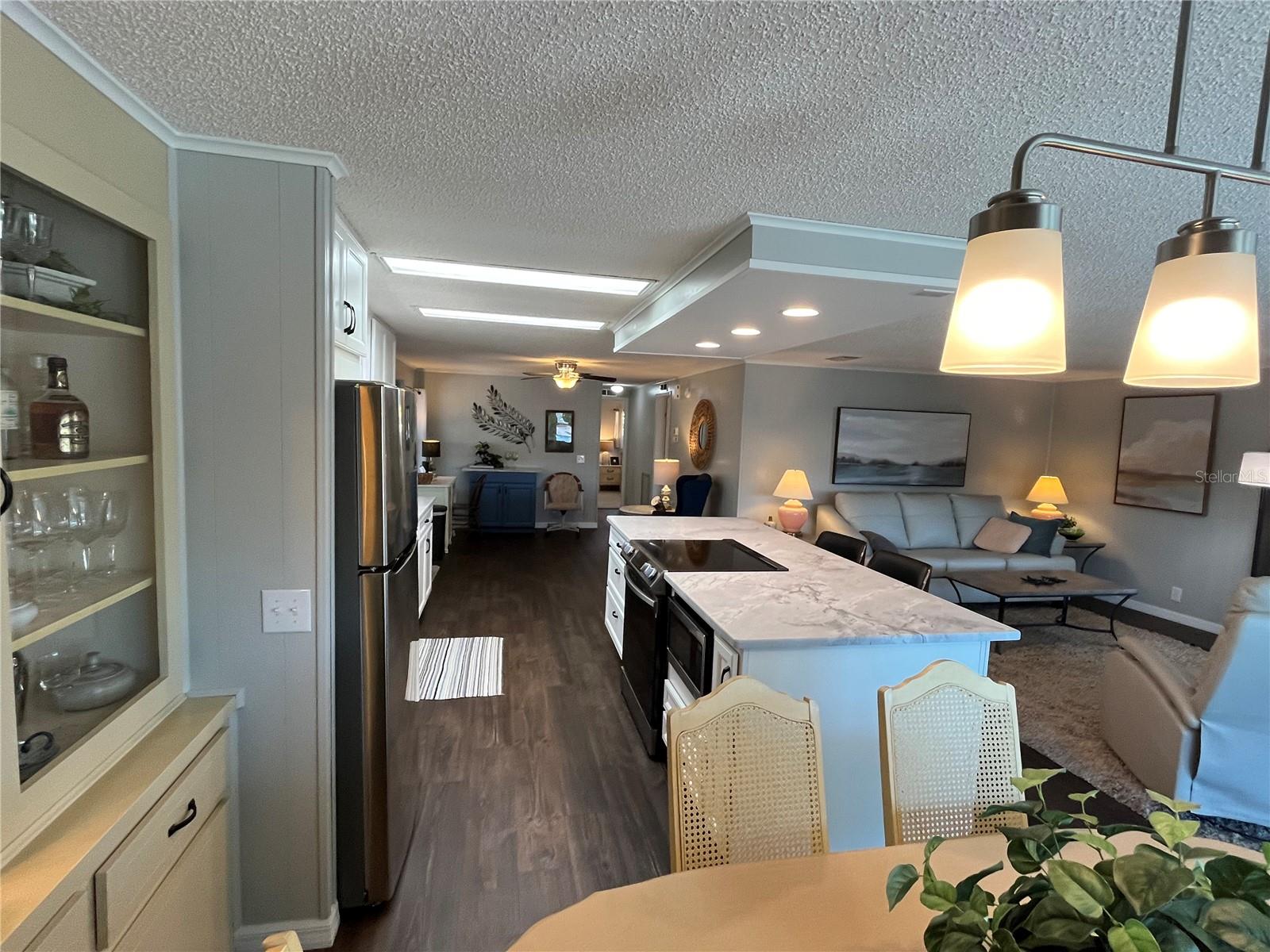 Image 17 of 40 For 837 Jolanda Circle