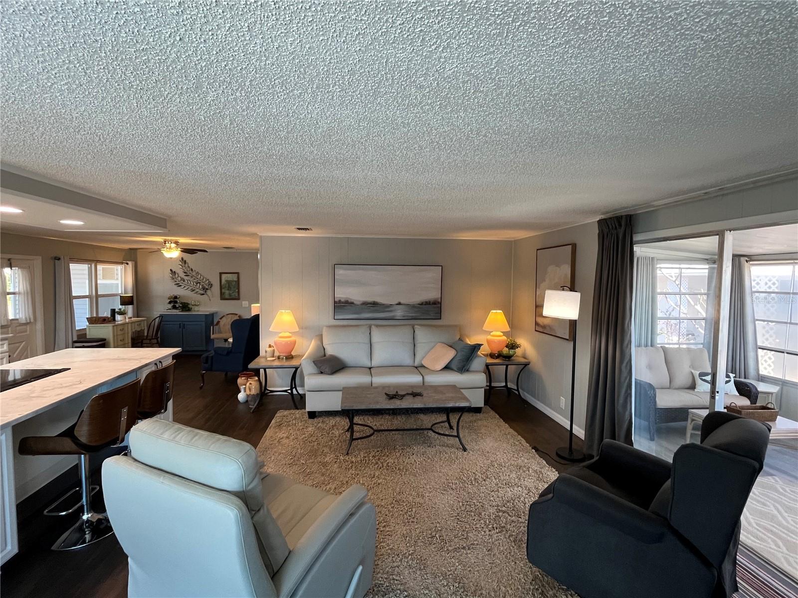 Image 19 of 40 For 837 Jolanda Circle