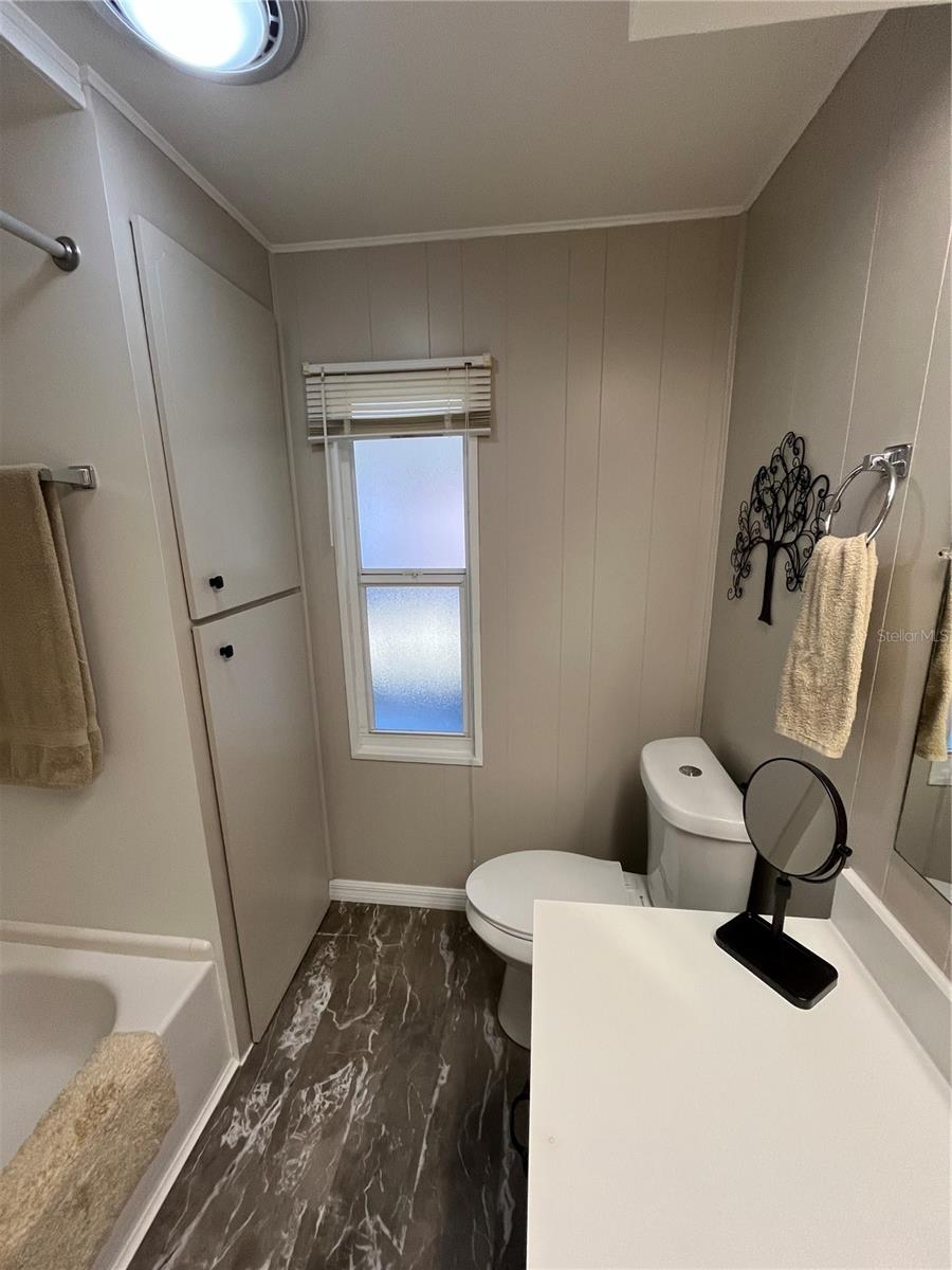 Image 30 of 40 For 837 Jolanda Circle