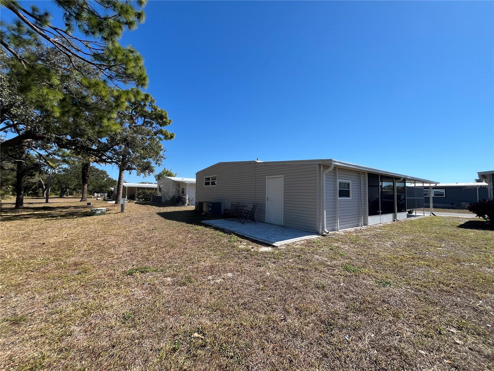 Image 6 of 40 For 837 Jolanda Circle