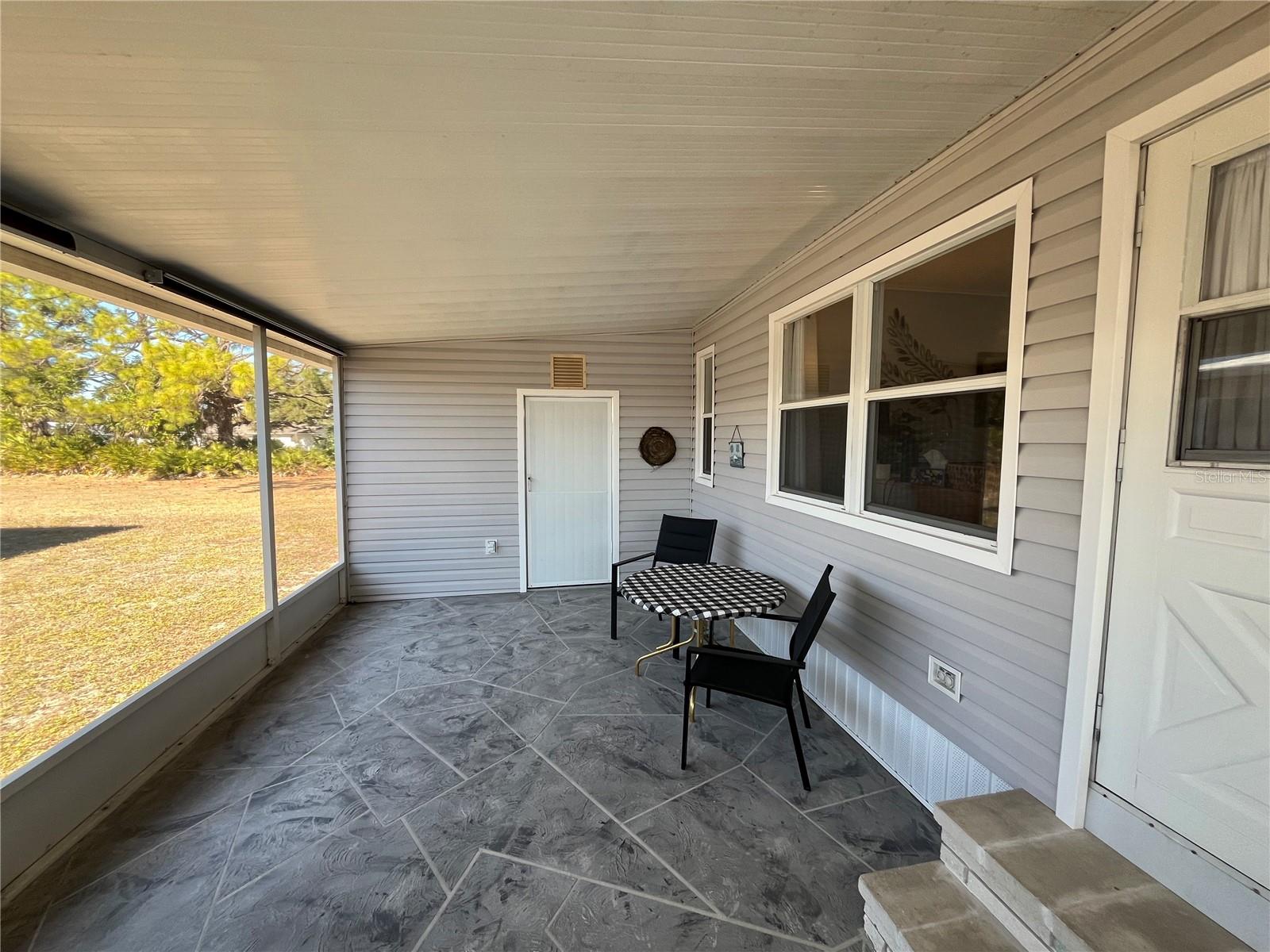 Image 8 of 40 For 837 Jolanda Circle