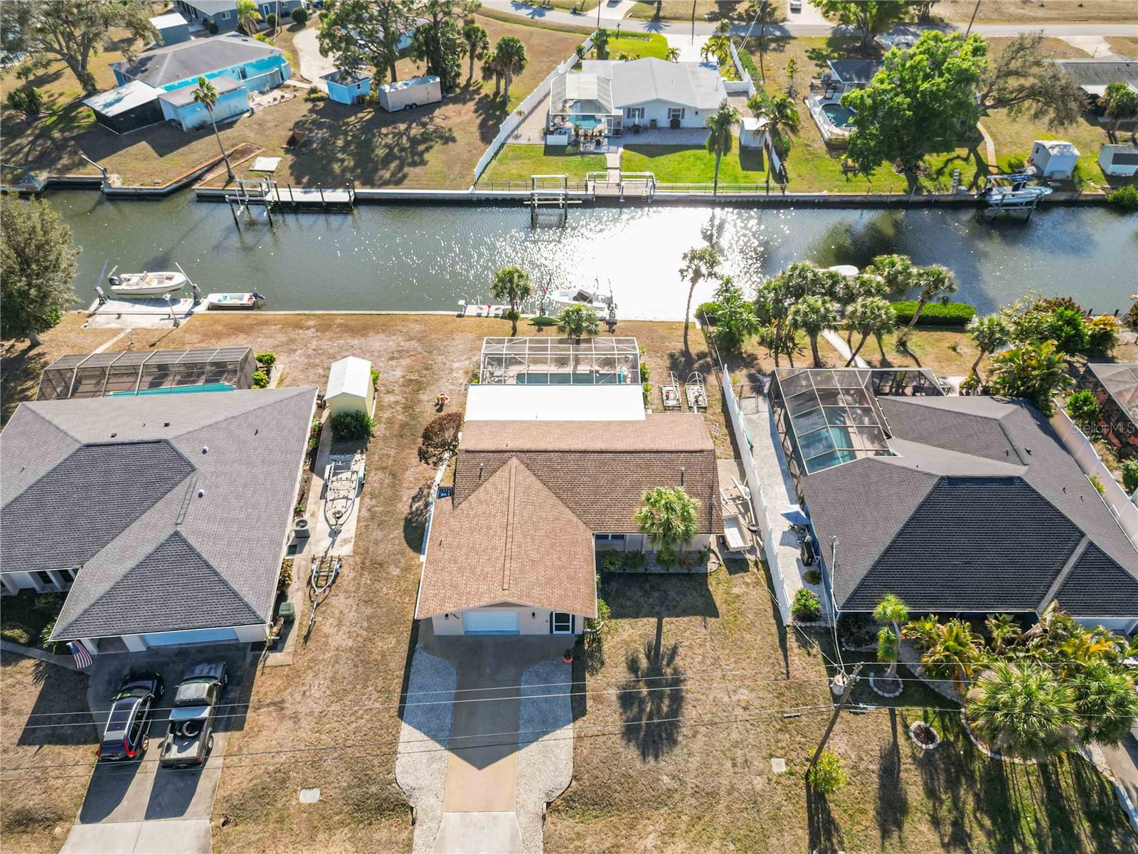 Image 3 of 75 For 1940 Greenlawn Drive