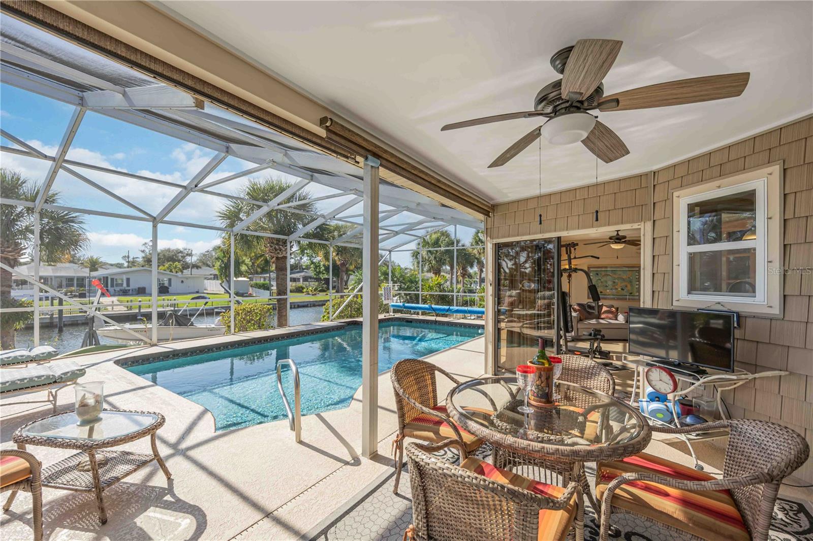 Image 35 of 75 For 1940 Greenlawn Drive