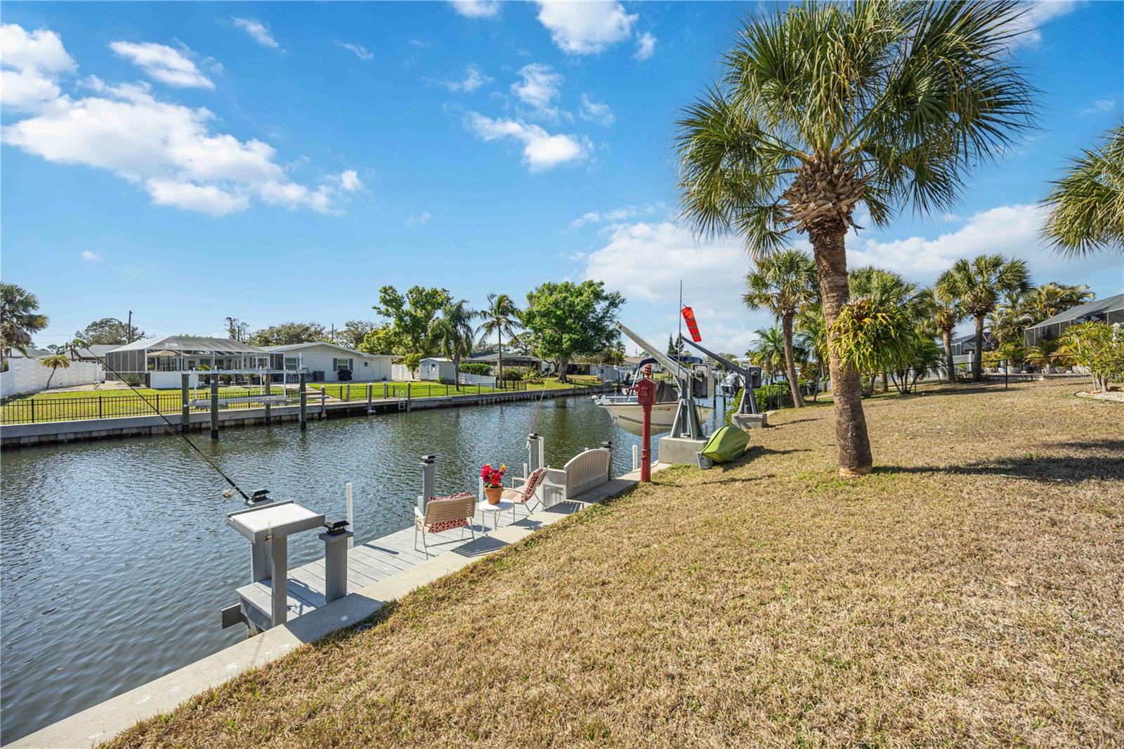 Image 4 of 75 For 1940 Greenlawn Drive