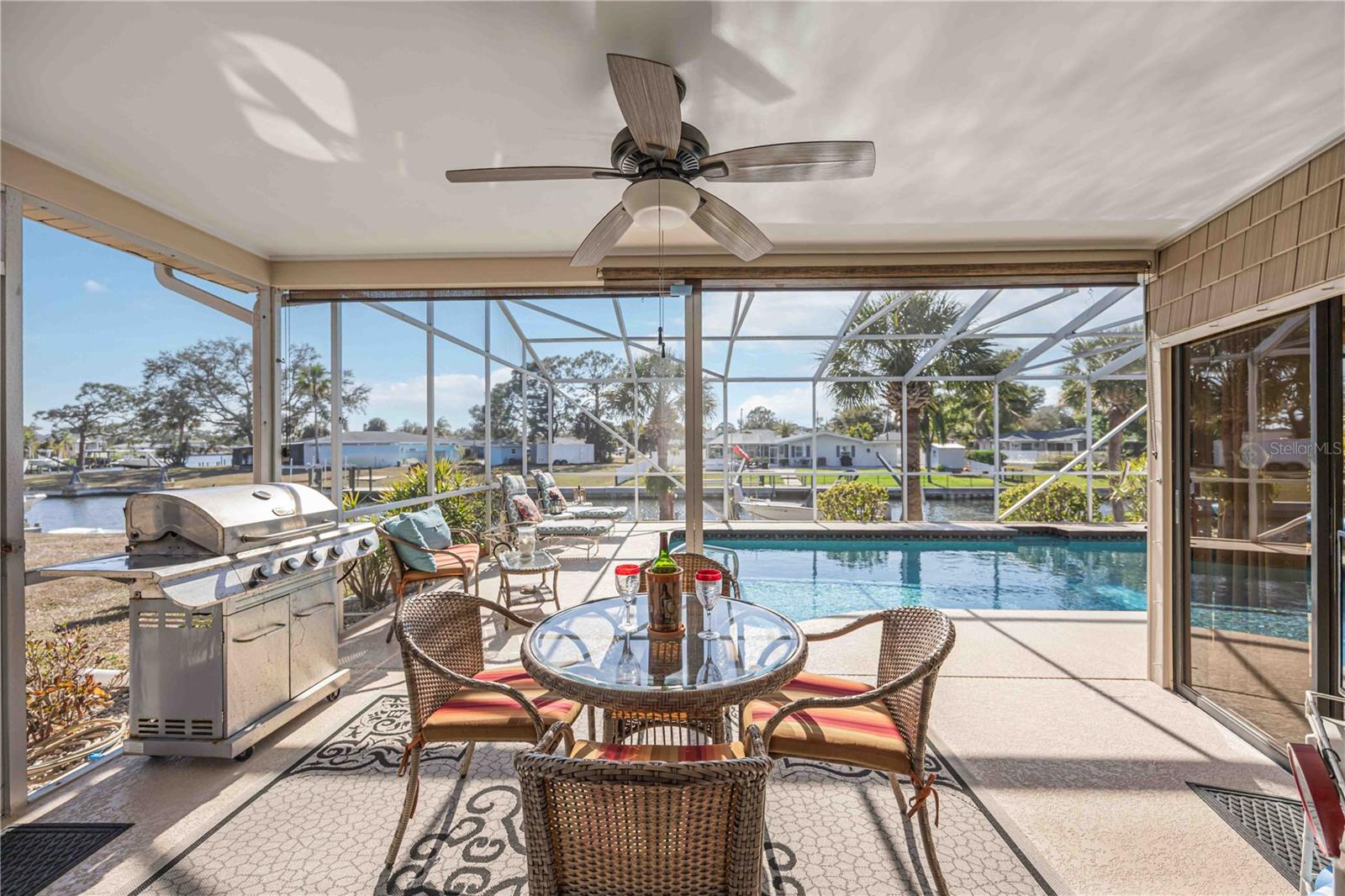 Image 40 of 75 For 1940 Greenlawn Drive