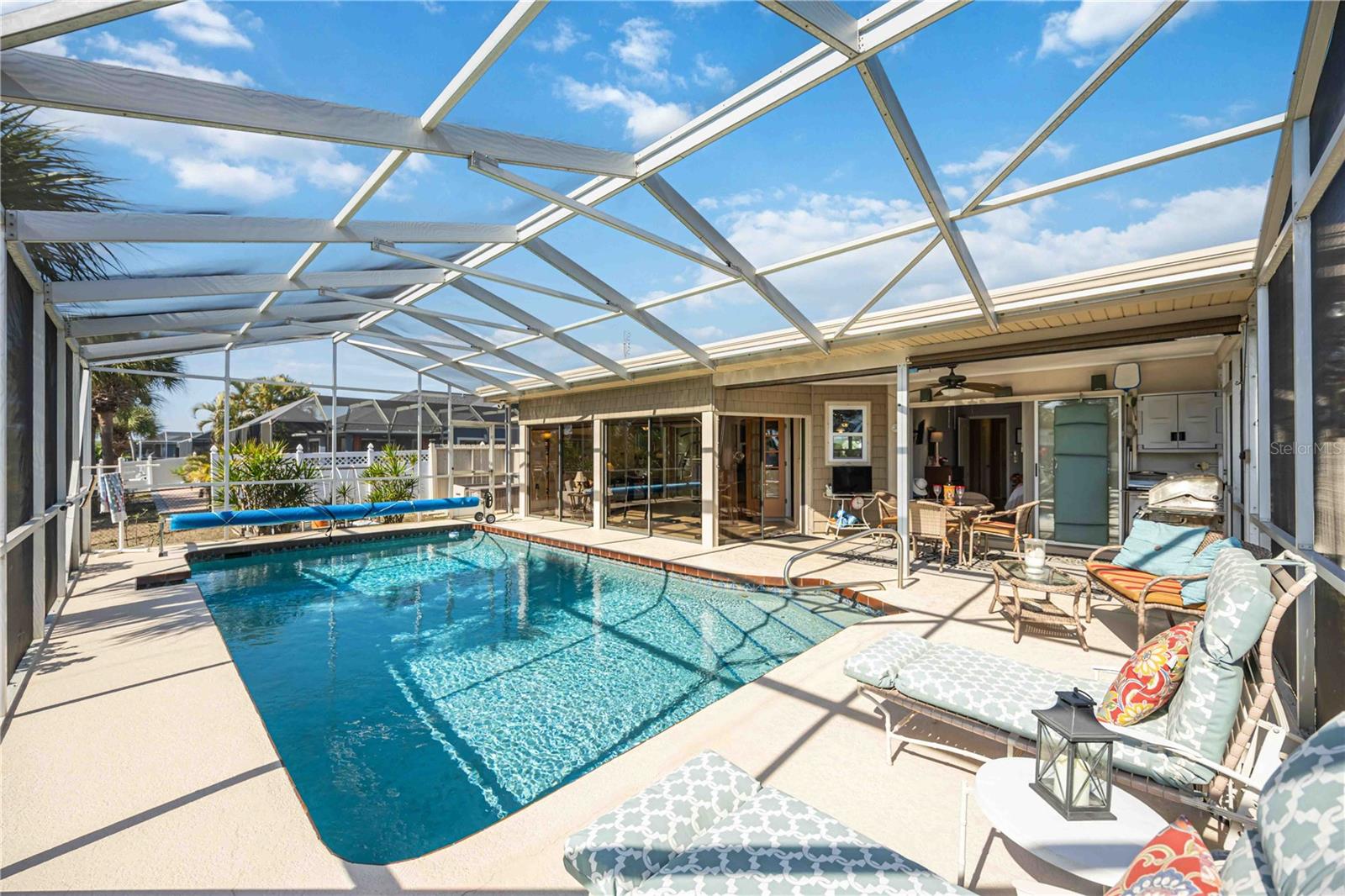 Image 43 of 75 For 1940 Greenlawn Drive