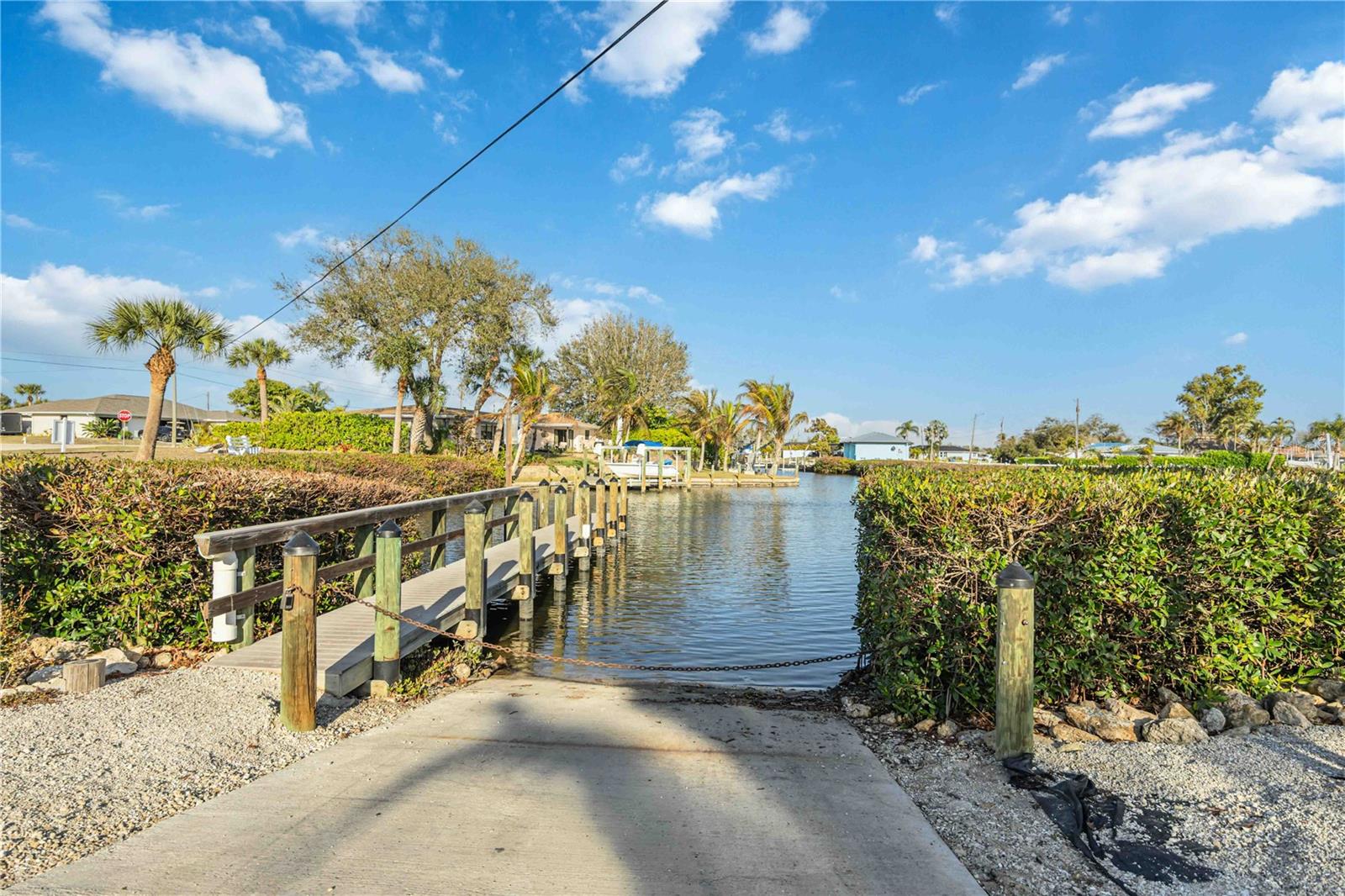 Image 53 of 75 For 1940 Greenlawn Drive