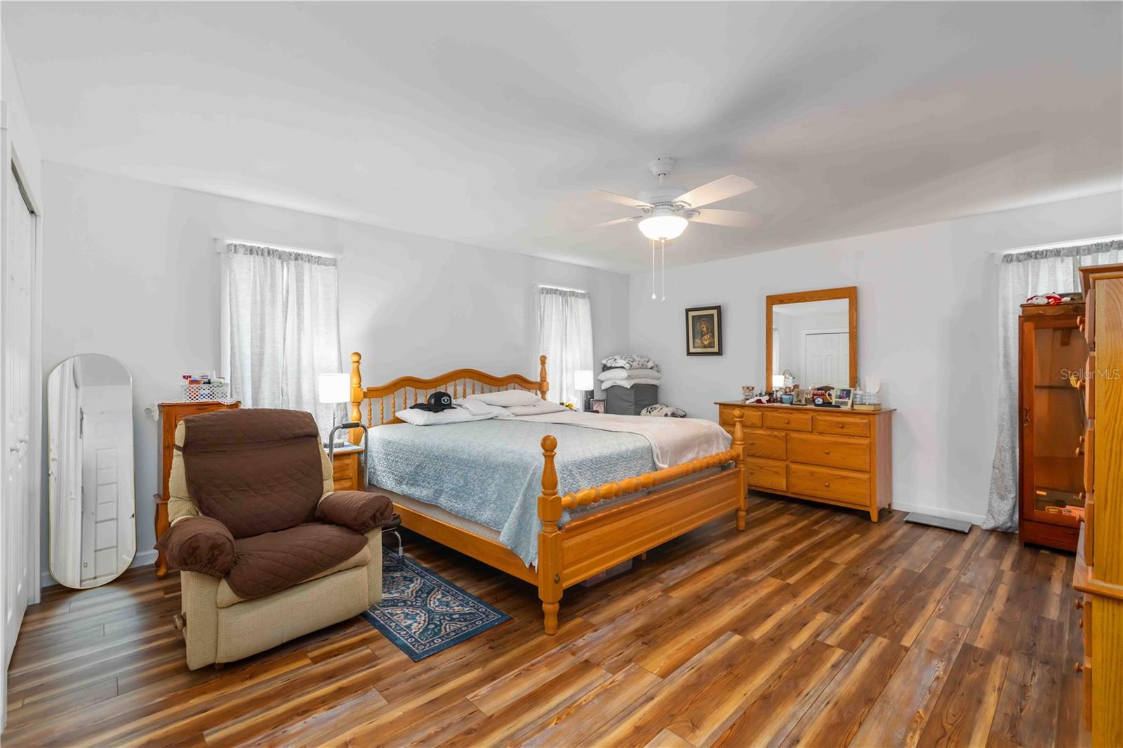 Image 17 of 67 For 12241 Gordon Hay Road