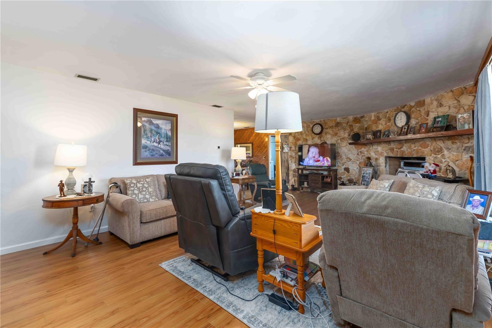 Image 22 of 67 For 12241 Gordon Hay Road