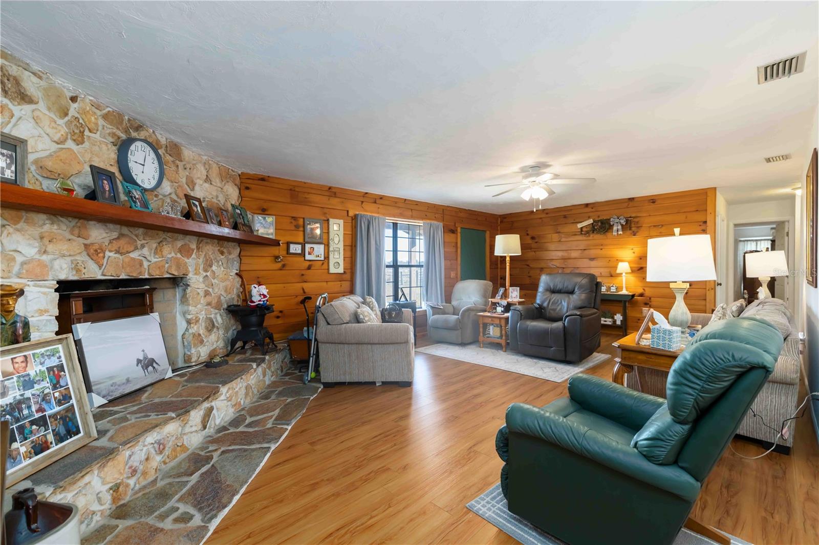 Image 23 of 67 For 12241 Gordon Hay Road