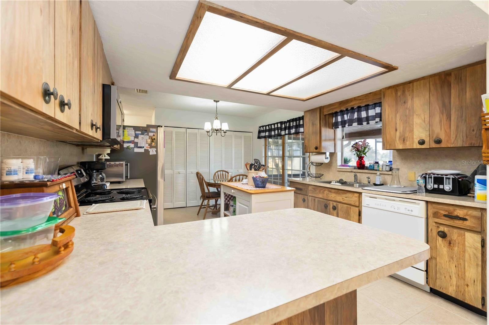 Image 27 of 67 For 12241 Gordon Hay Road