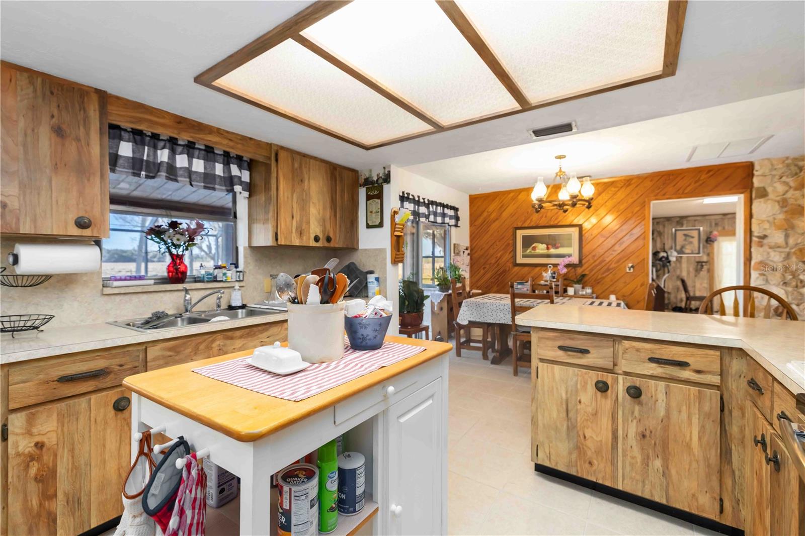 Image 31 of 67 For 12241 Gordon Hay Road