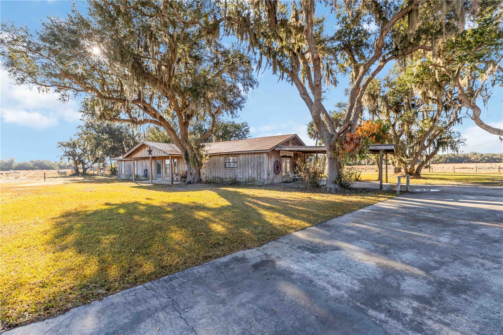 Image 6 of 67 For 12241 Gordon Hay Road