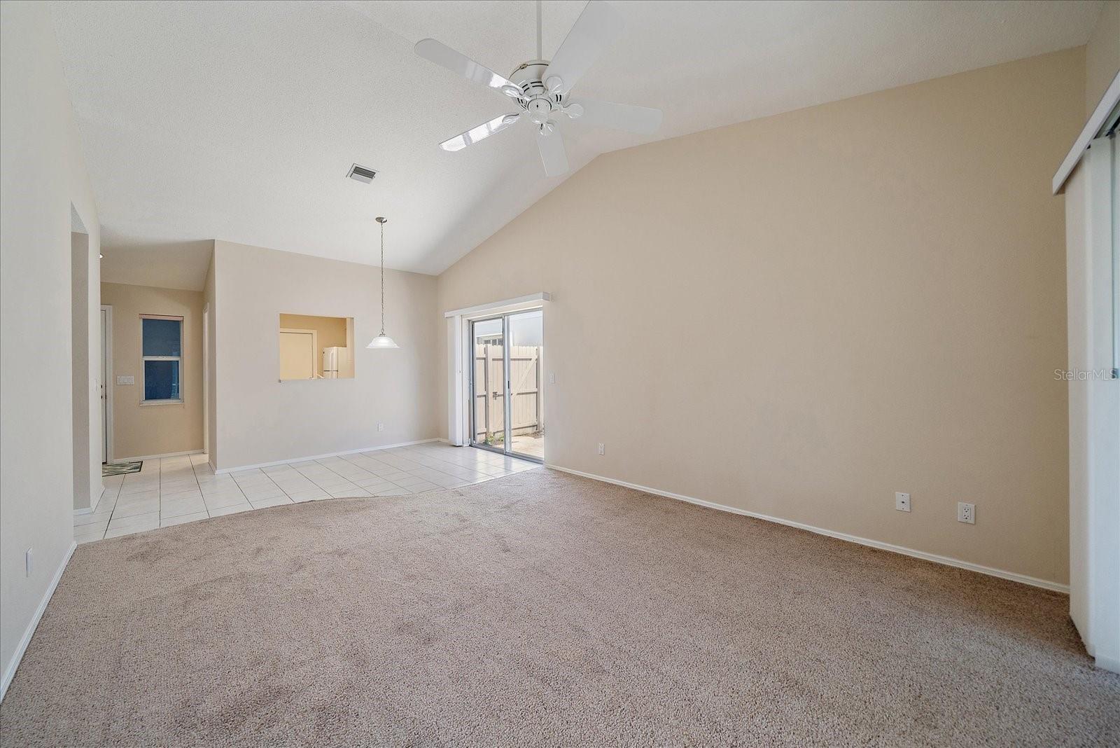 Image 30 of 48 For 677 Ironwood Circle 104