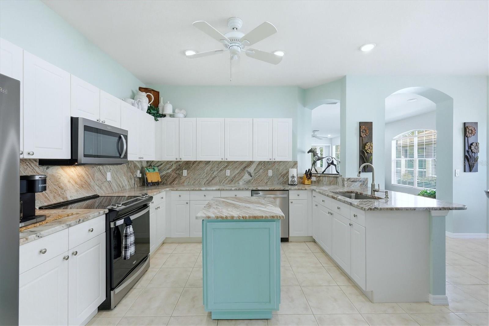 Image 13 of 64 For 1861 San Trovaso Way