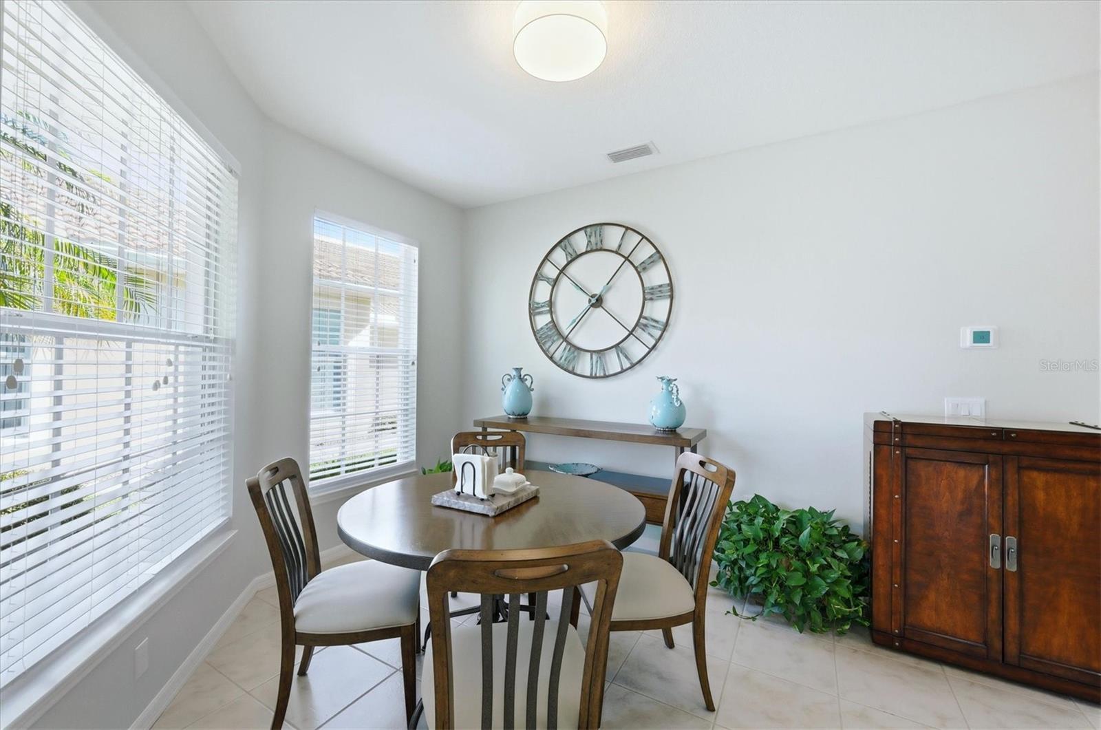 Image 15 of 64 For 1861 San Trovaso Way