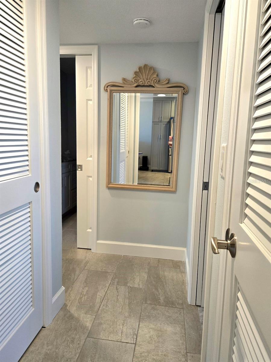 Image 14 of 56 For 333 The Esplanade N 102