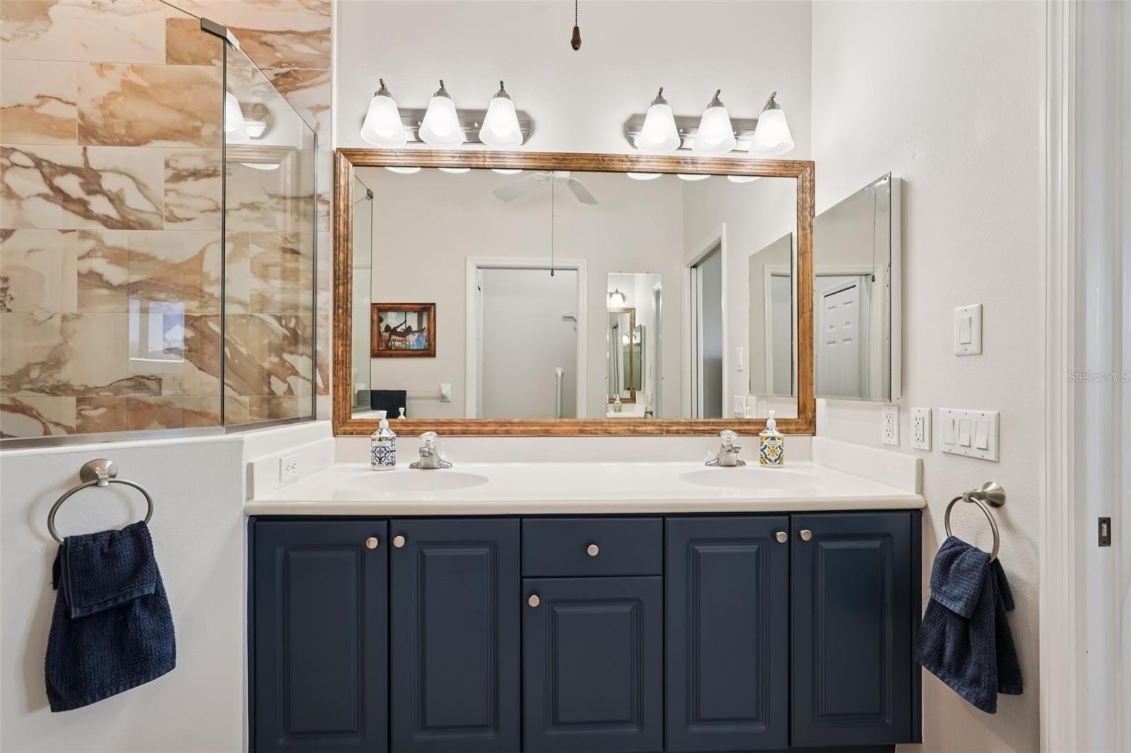 Image 20 of 61 For 8340 Palmetto Court